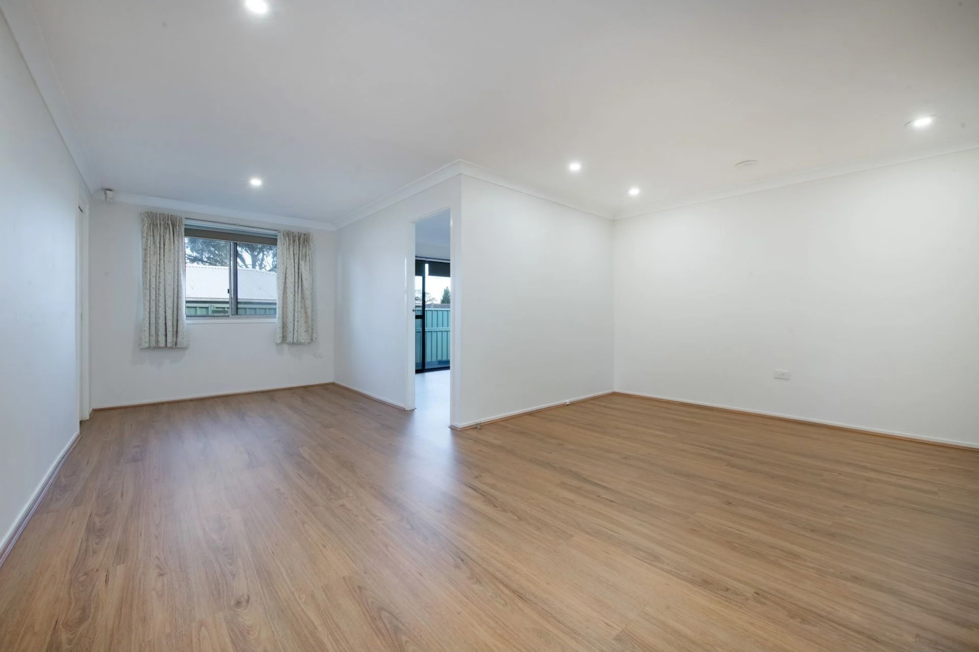 10 Hawkesworth Parade, Kings Langley, NSW 2147