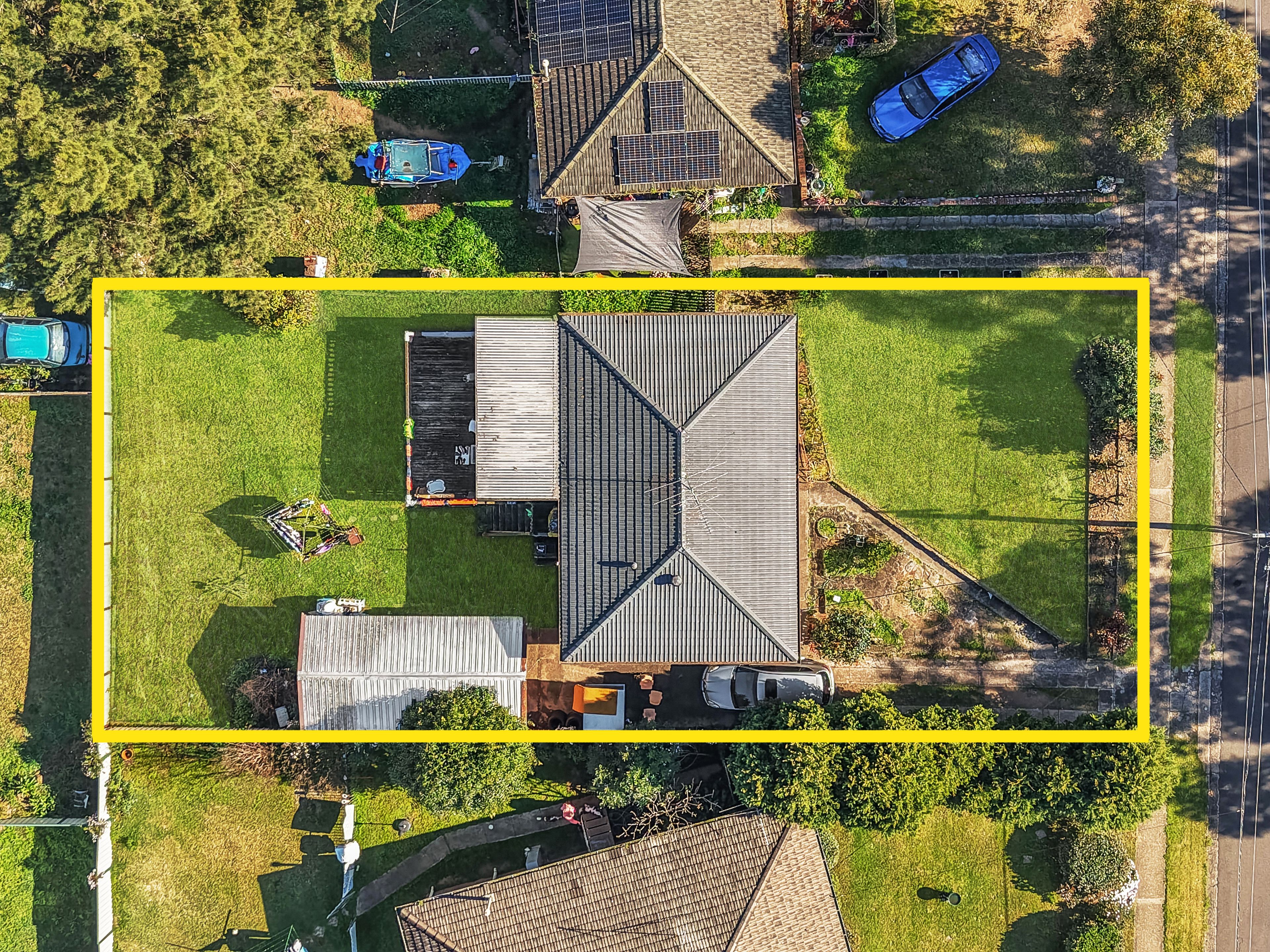 29 Bulolo Drive — photo 11 of 13