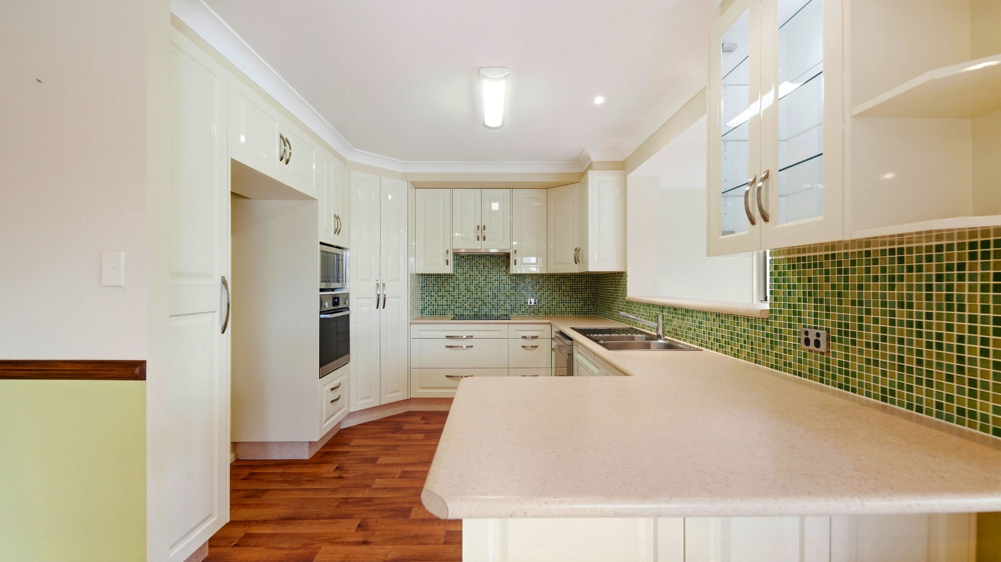 57 Riverdale Court — photo 8 of 21