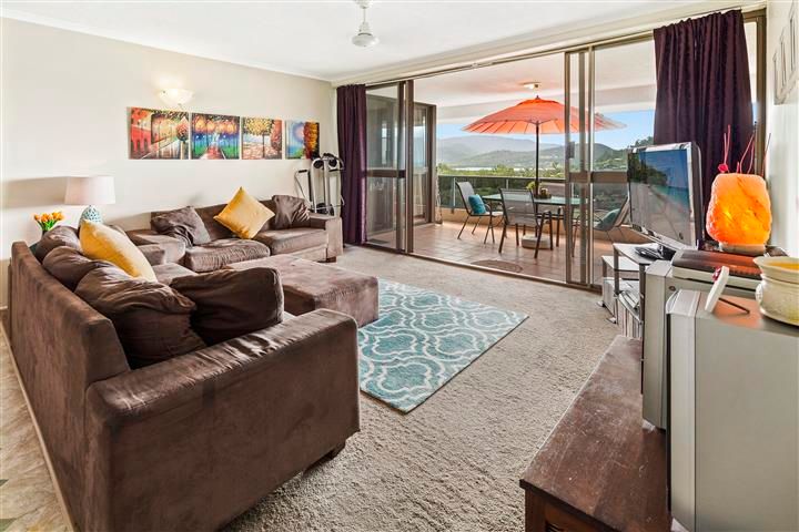4 Eshelby Drive, Cannonvale QLD 4802
