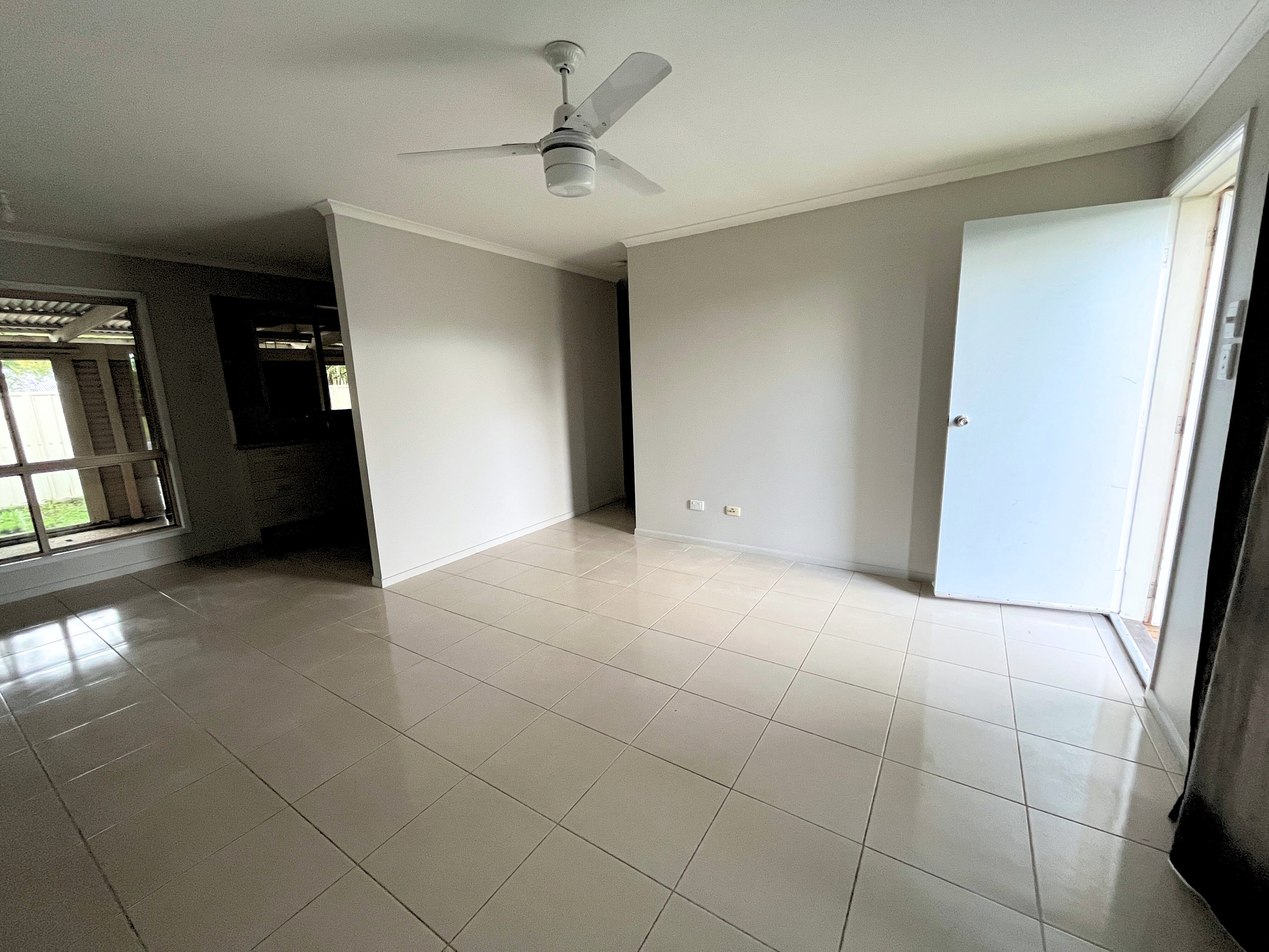 2 Benjamin Court, Morayfield, QLD 4506