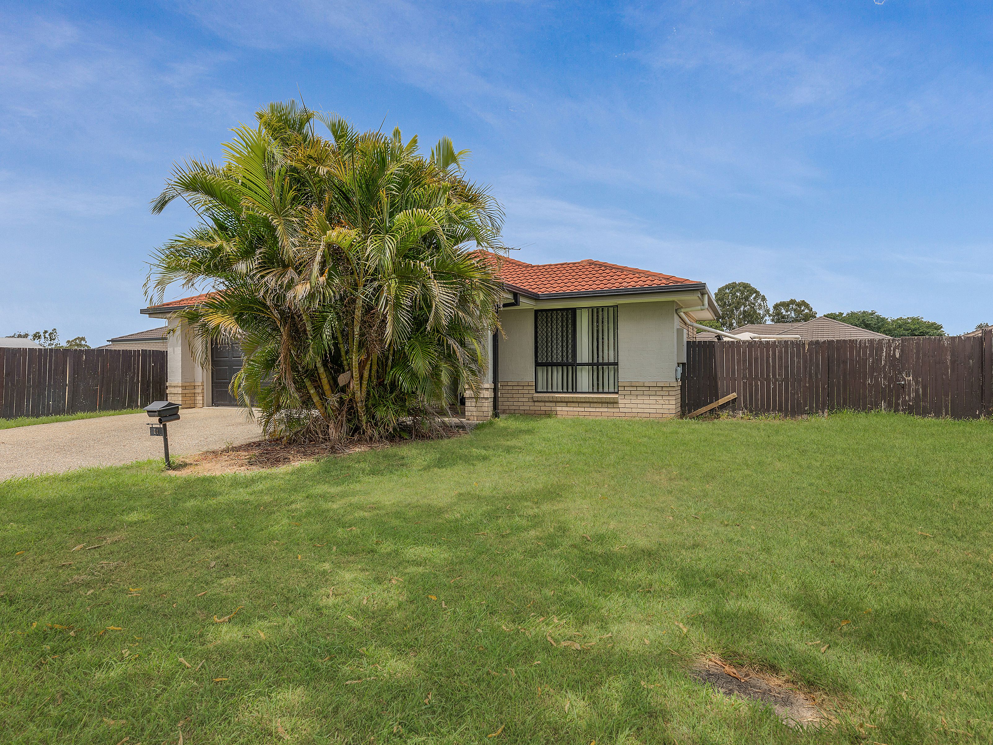 11 Heit Court, North Booval, QLD 4304