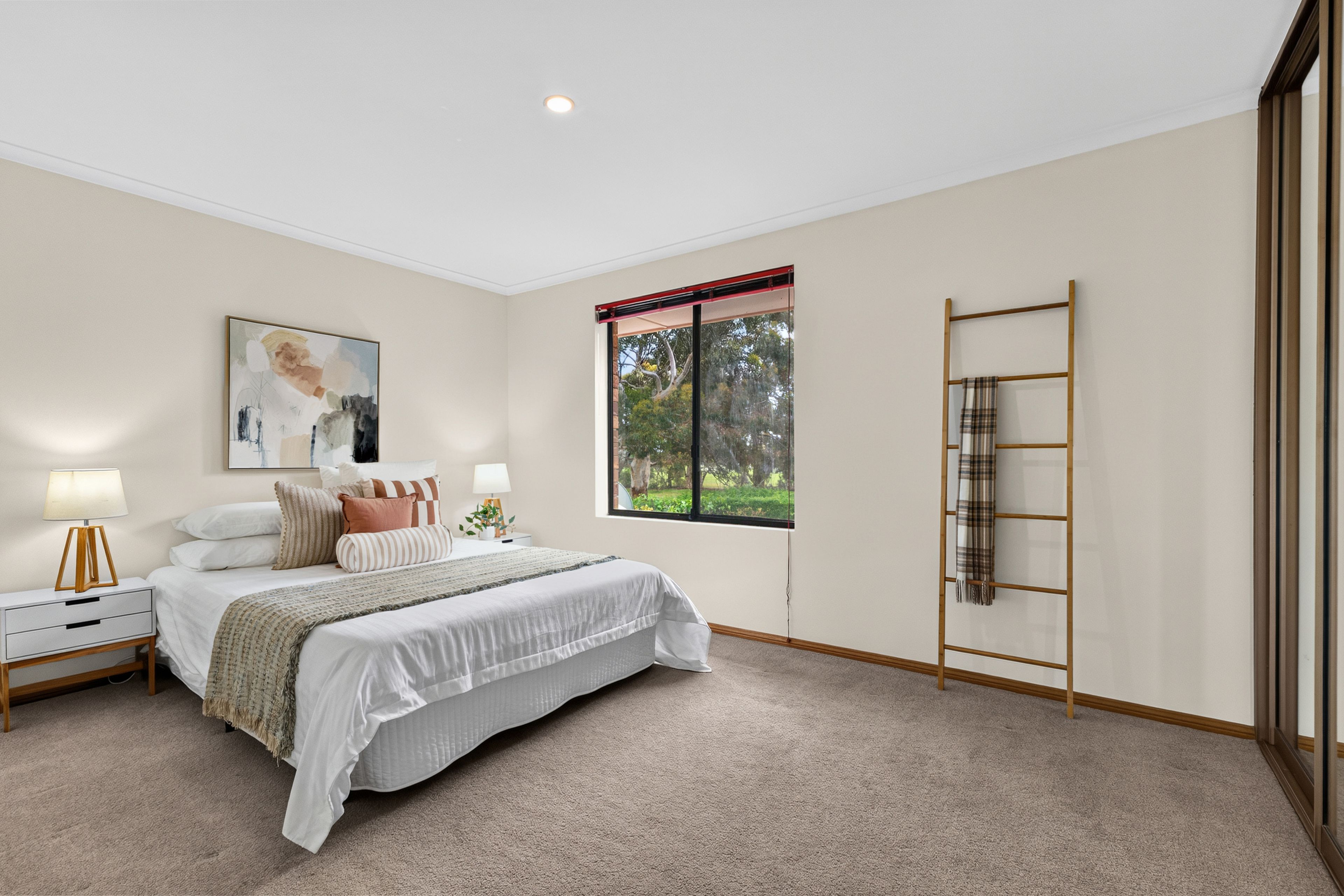 33 Parsons Street — photo 6 of 13