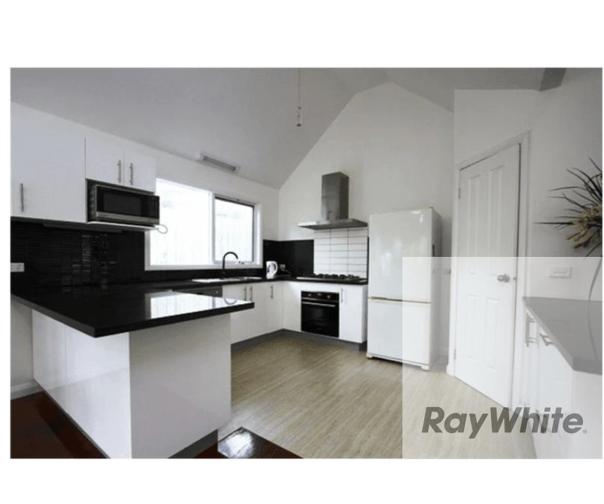 11 Green Place, Eltham, VIC 3095