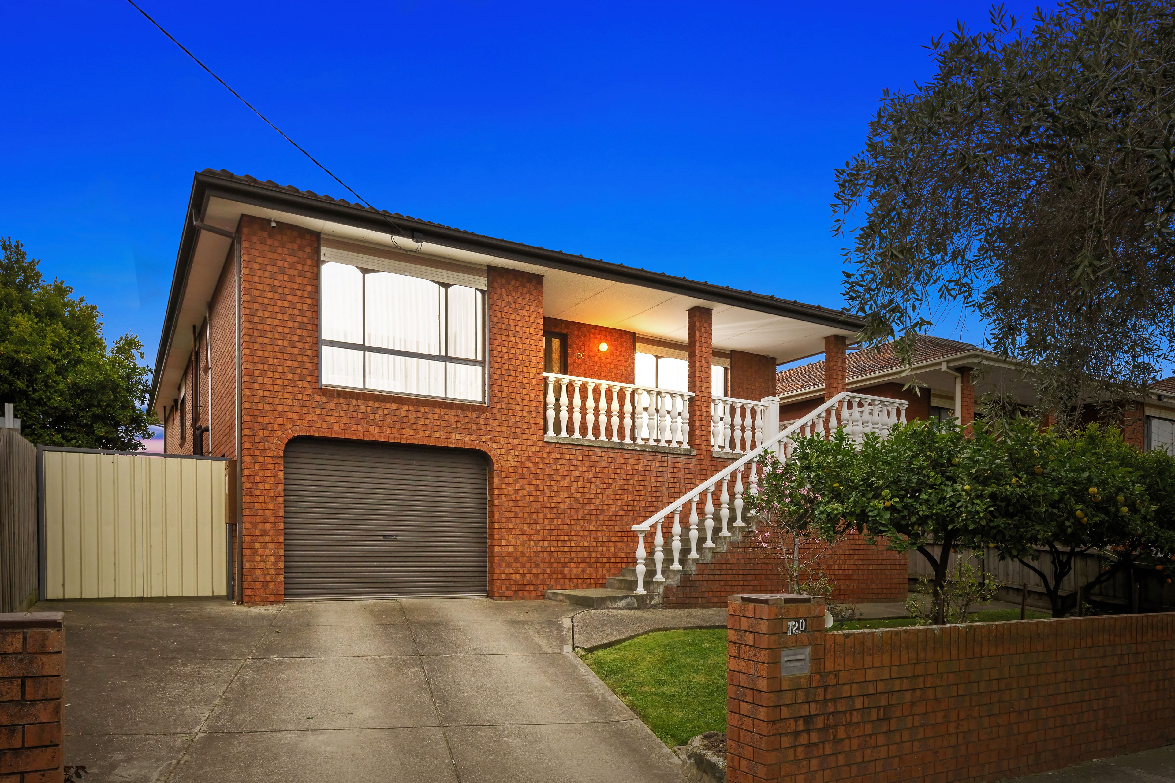 120 Barry Road — photo from Ray White Thomastown