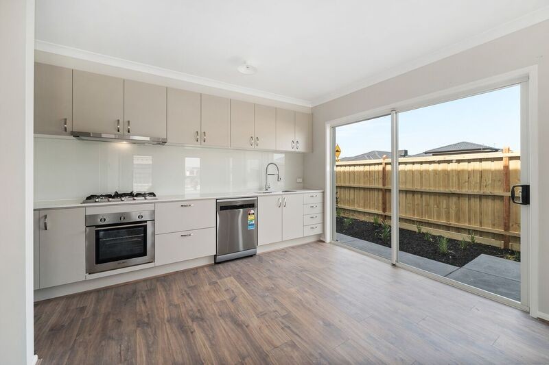 2 Everglades Street, Lyndhurst, VIC 3975
