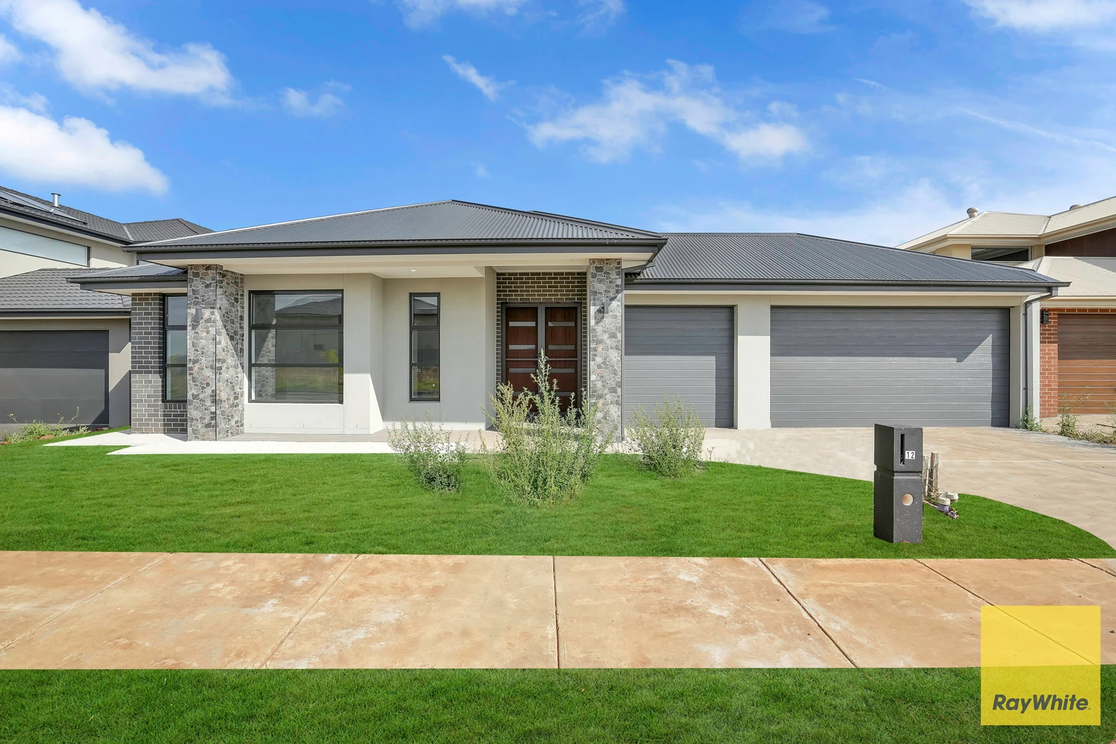 12 Kangaroo Crescent, AINTREE, VIC 3336