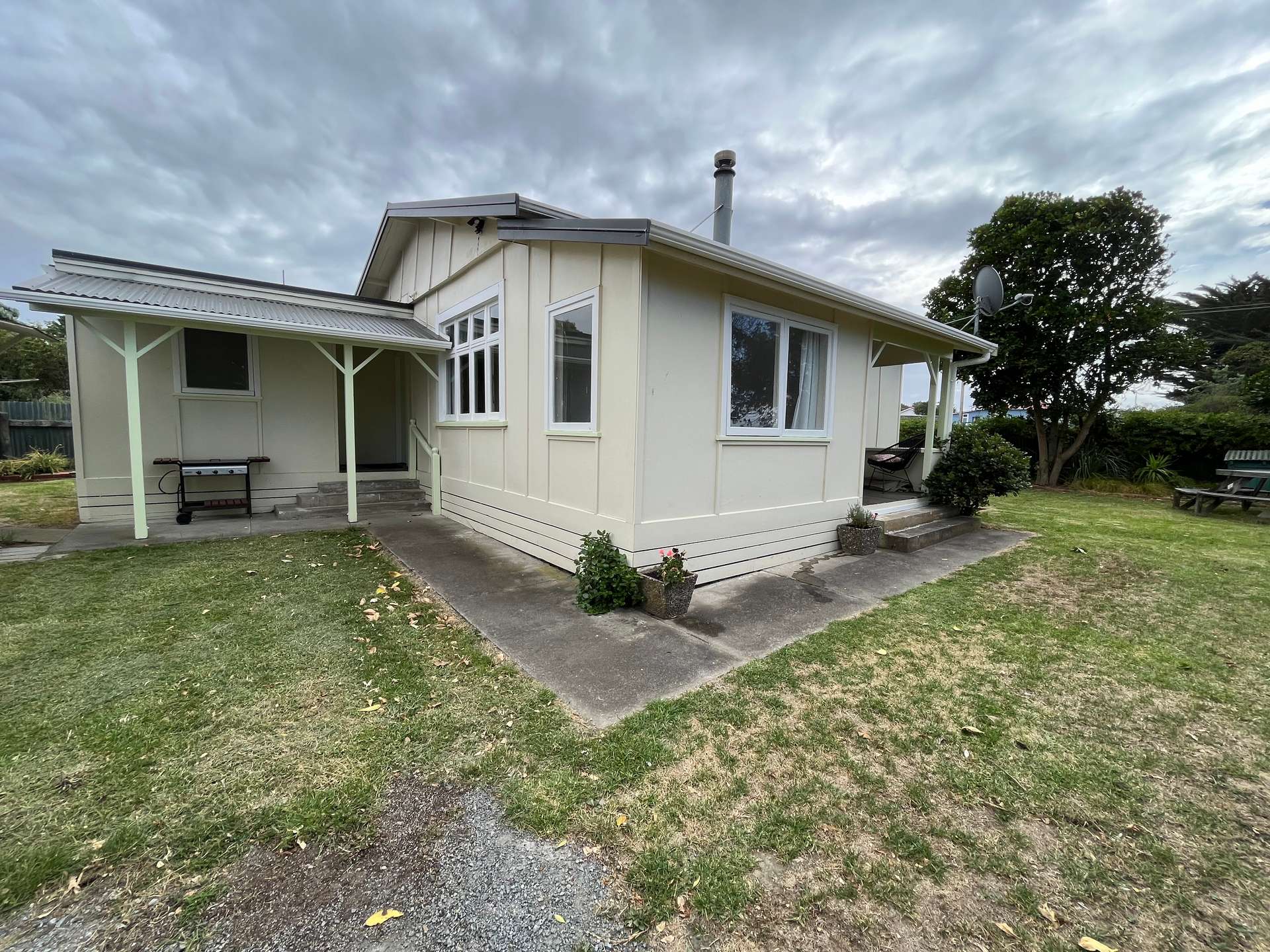 659 Waitarere Beach Road photo 1