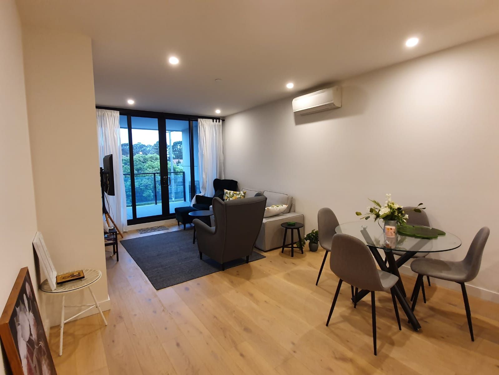 213/28 Swindon Road, Hughesdale, VIC 3166