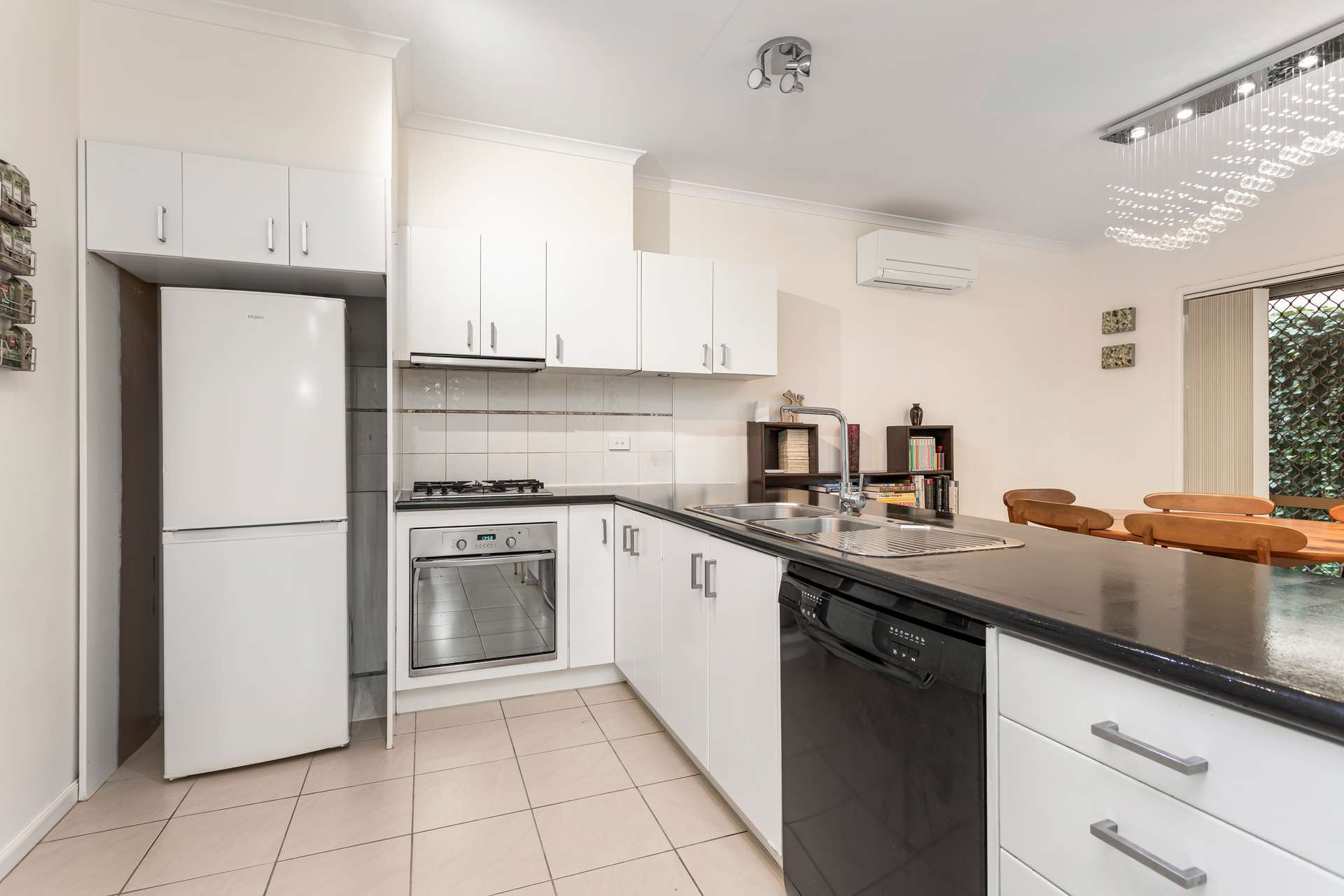 91 Nautilus Drive photo 6