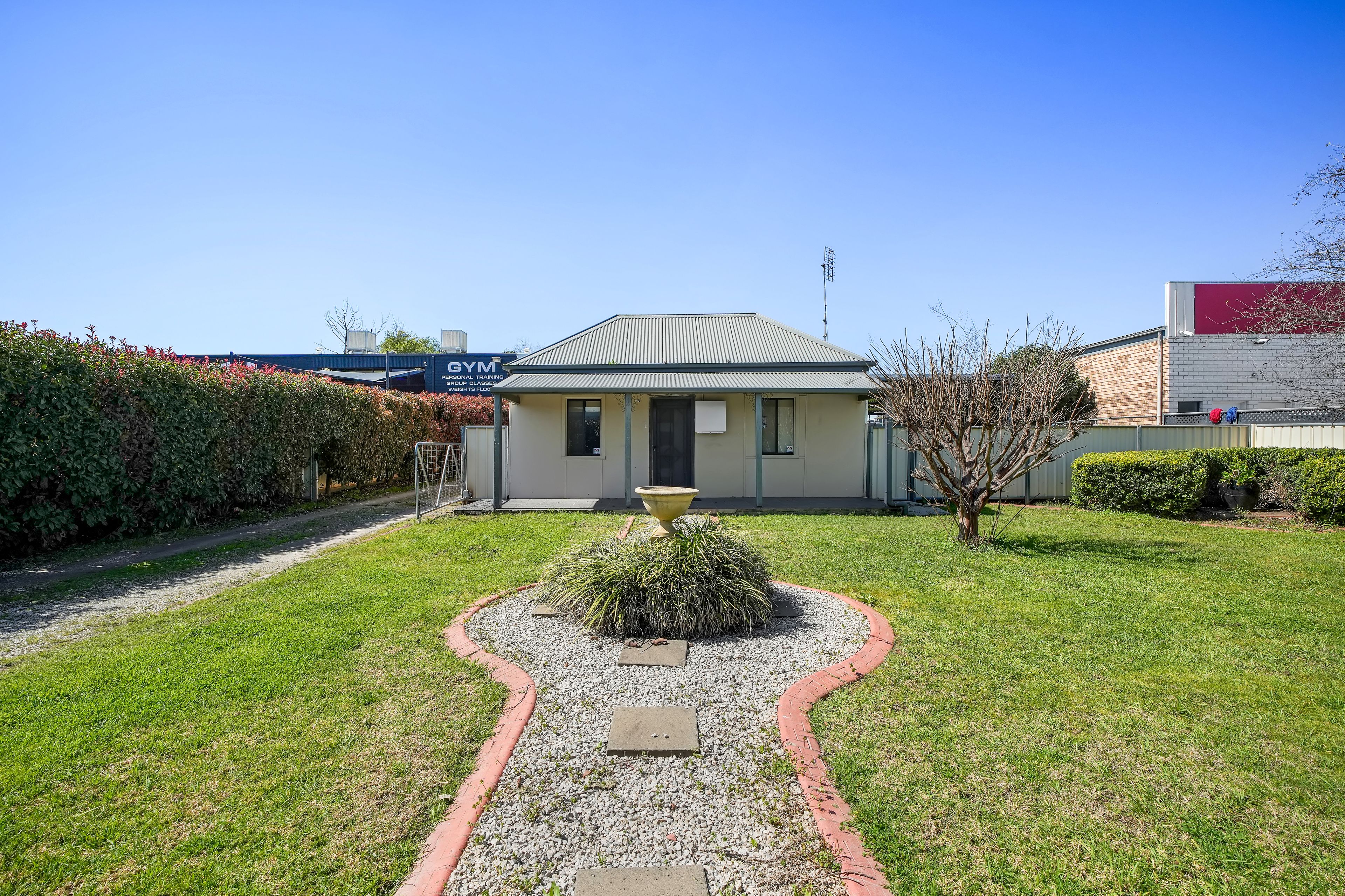 18 Mitchell Highway — photo from Ray White Rural Dubbo