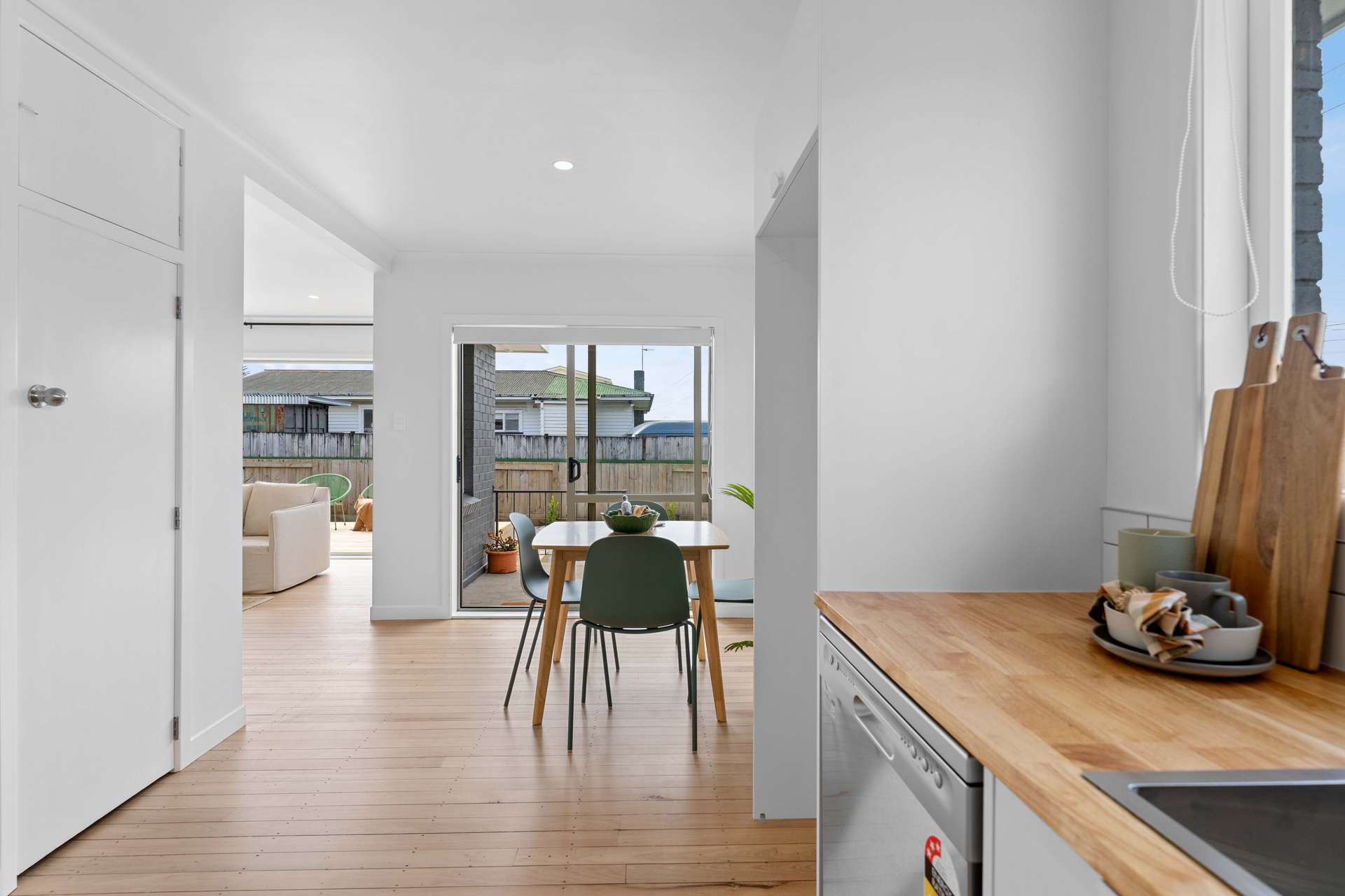 16 Wembury Grove photo 7