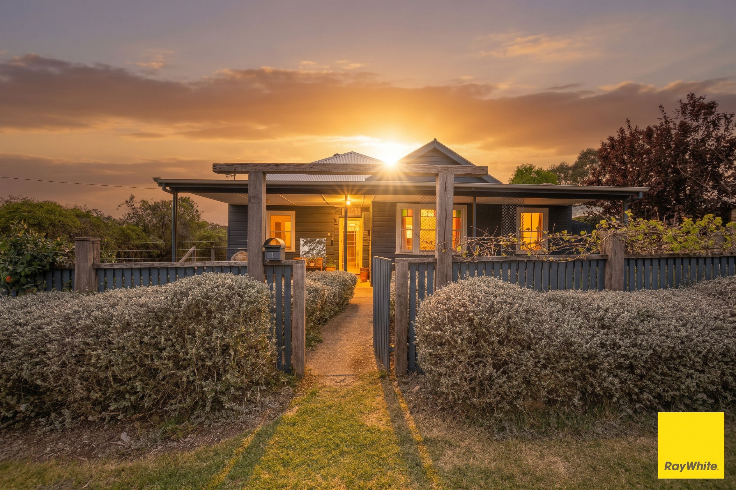 11 Canambe Street — photo from Ray White Armidale