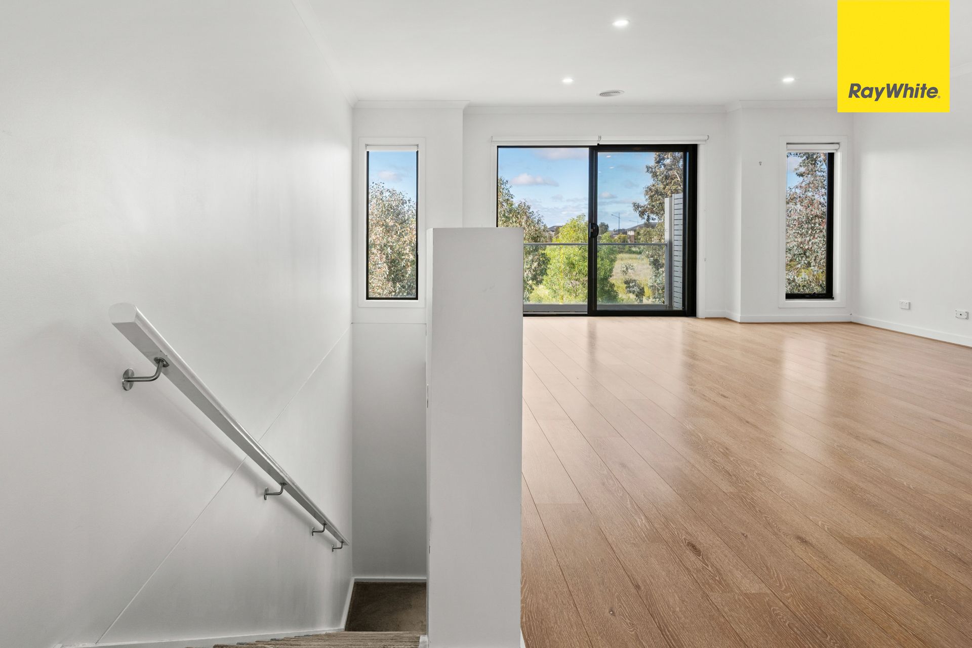 58 Fulham Crescent — photo 15 of 19