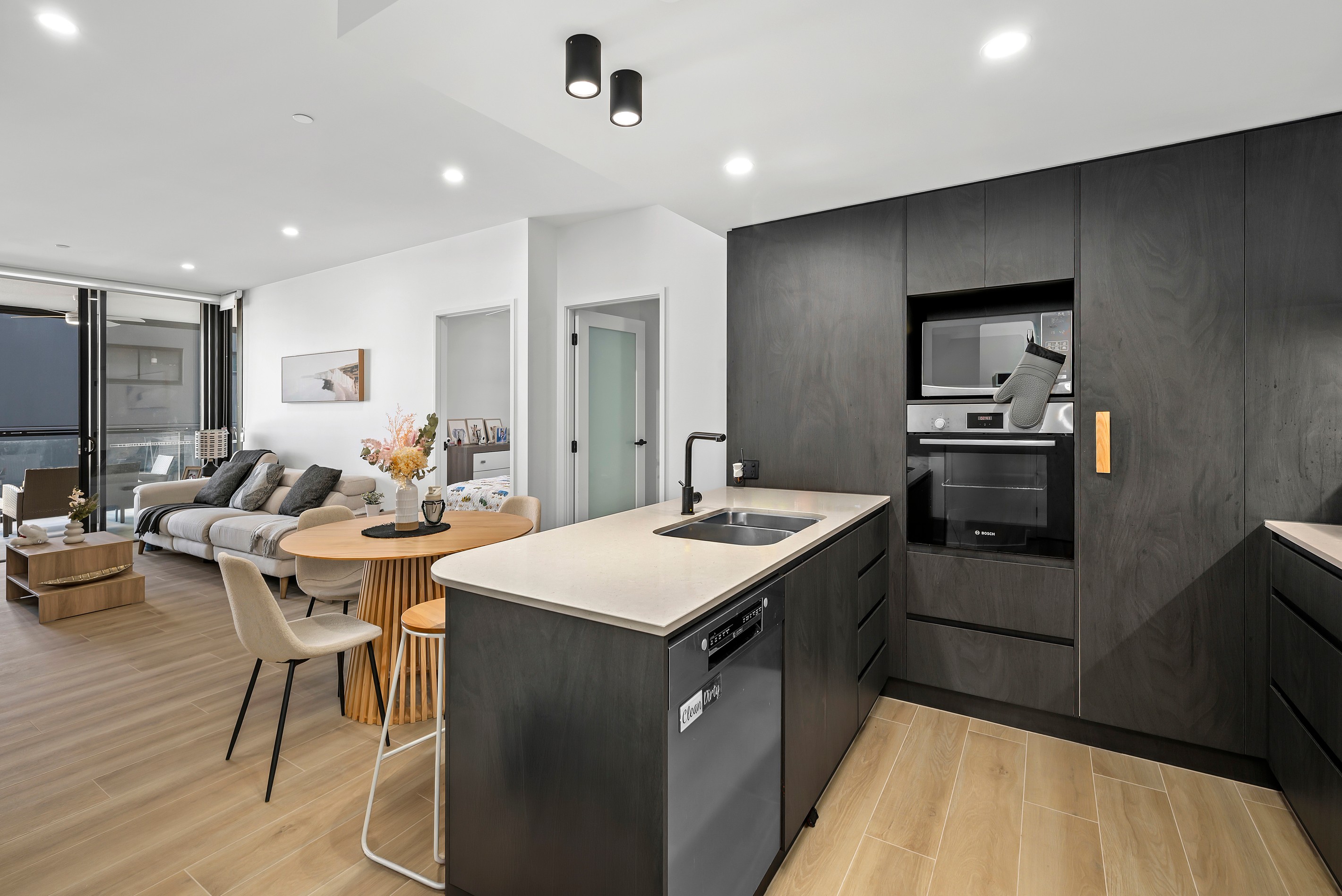 1401/10 Flora Street, Stones Corner, QLD 4120