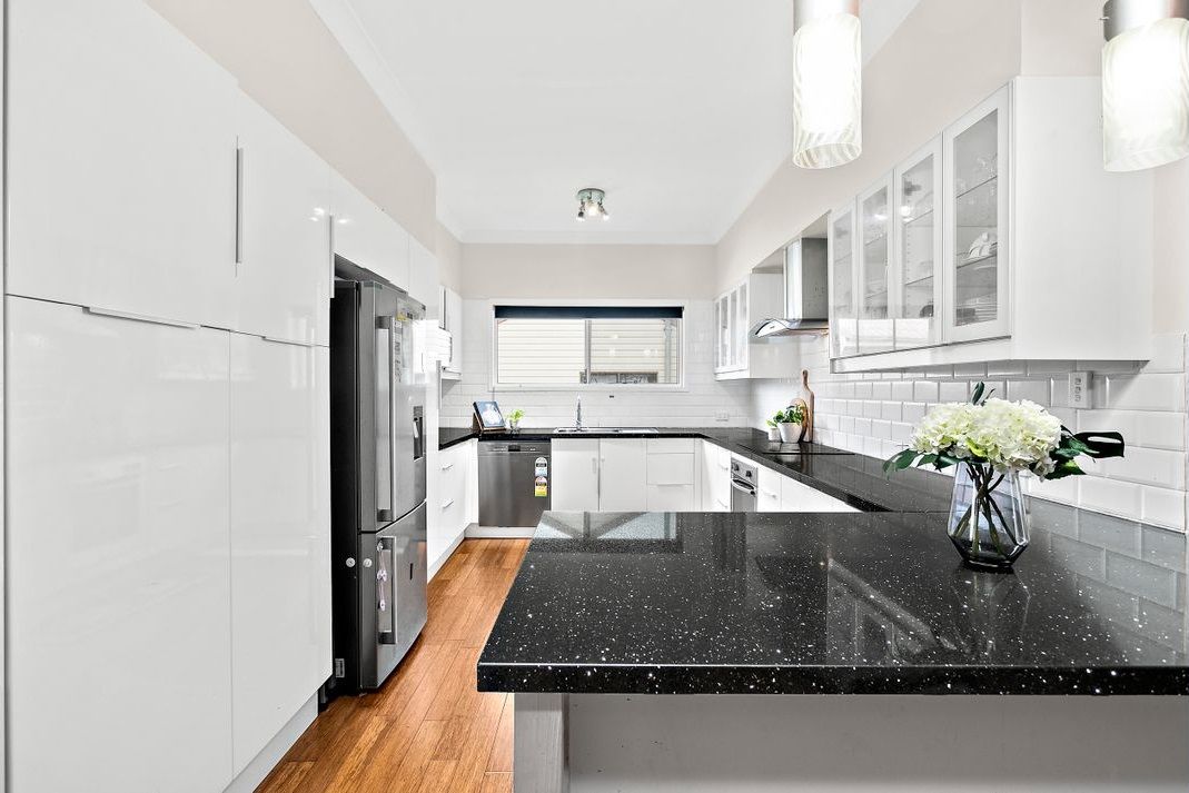 32 Carters Lane, Towradgi, NSW 2518