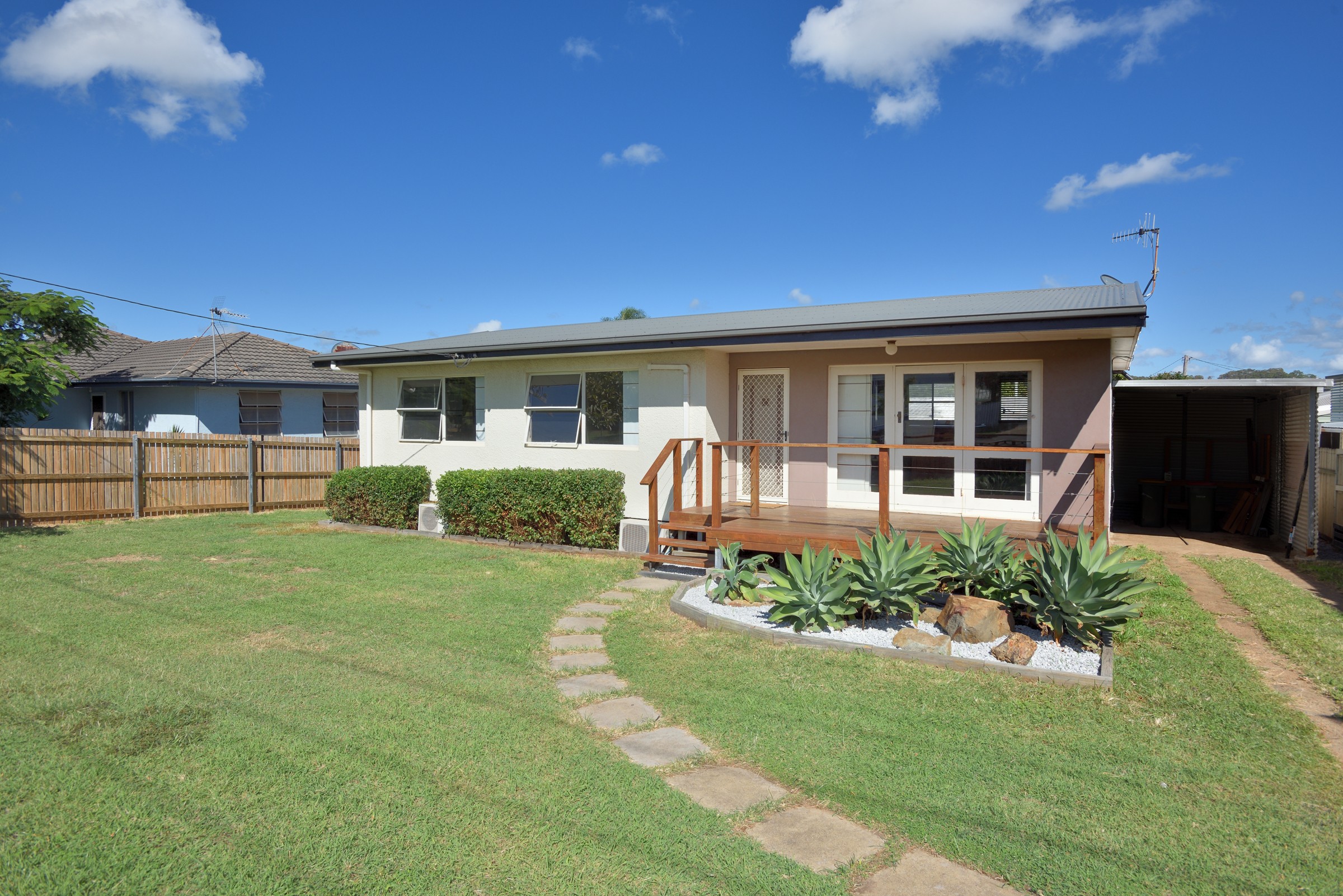35 Sutton Street, Barney Point, QLD 4680