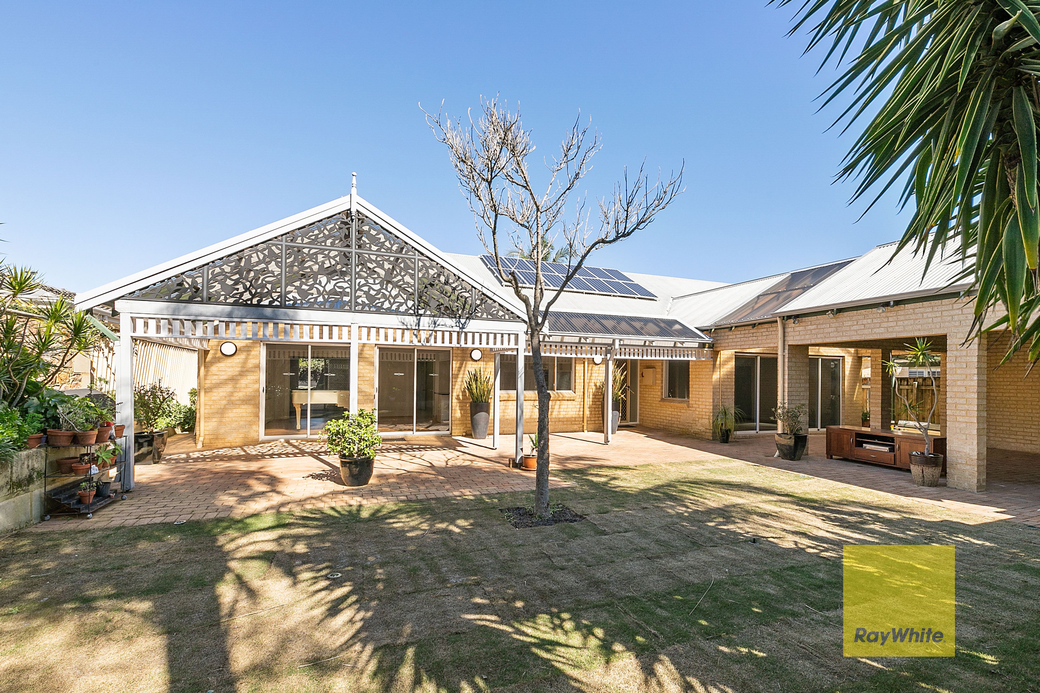 13 Lovegrove Close, Mount Claremont WA 6010