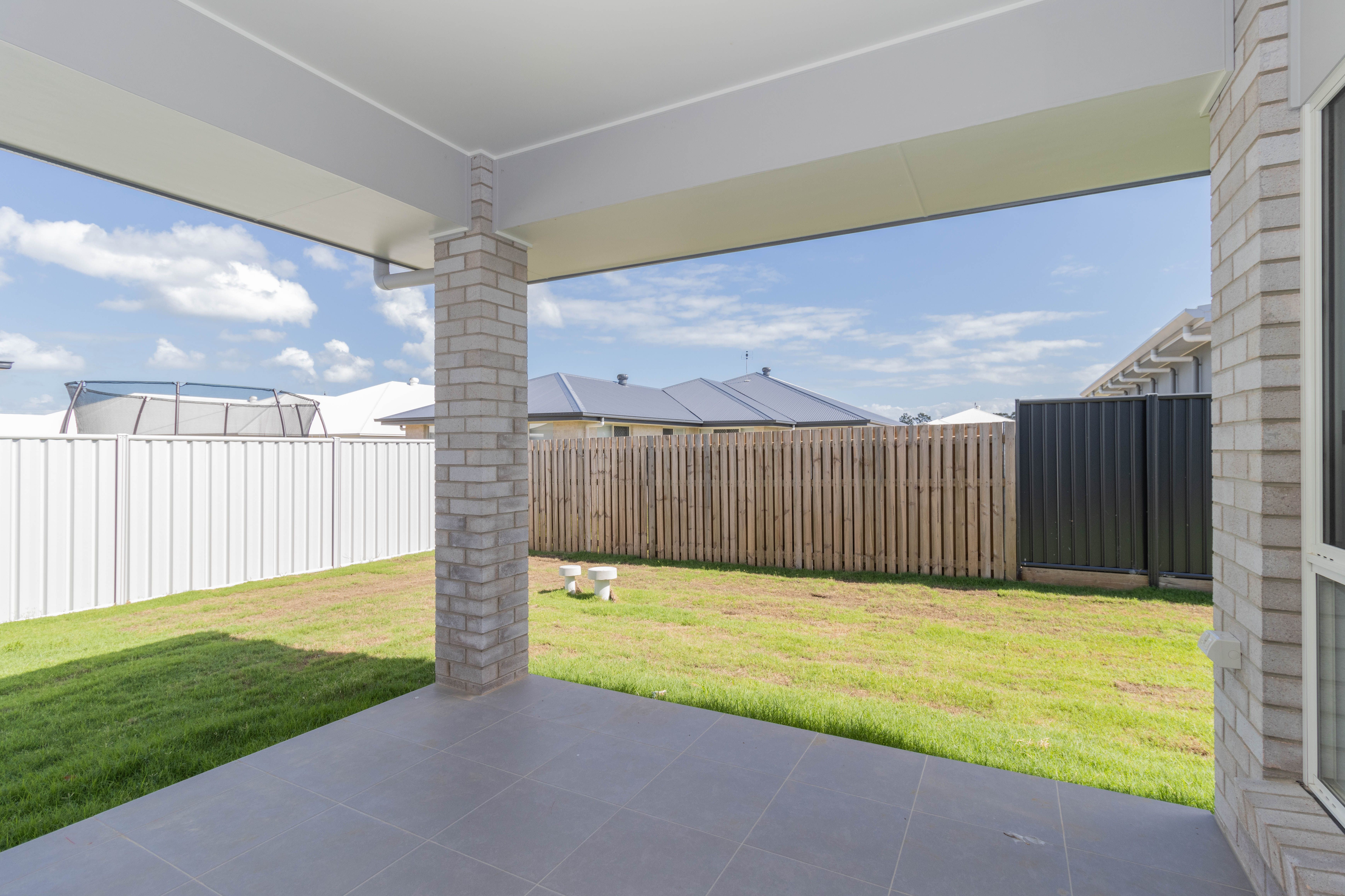 63 Hythe Street — photo 13 of 15