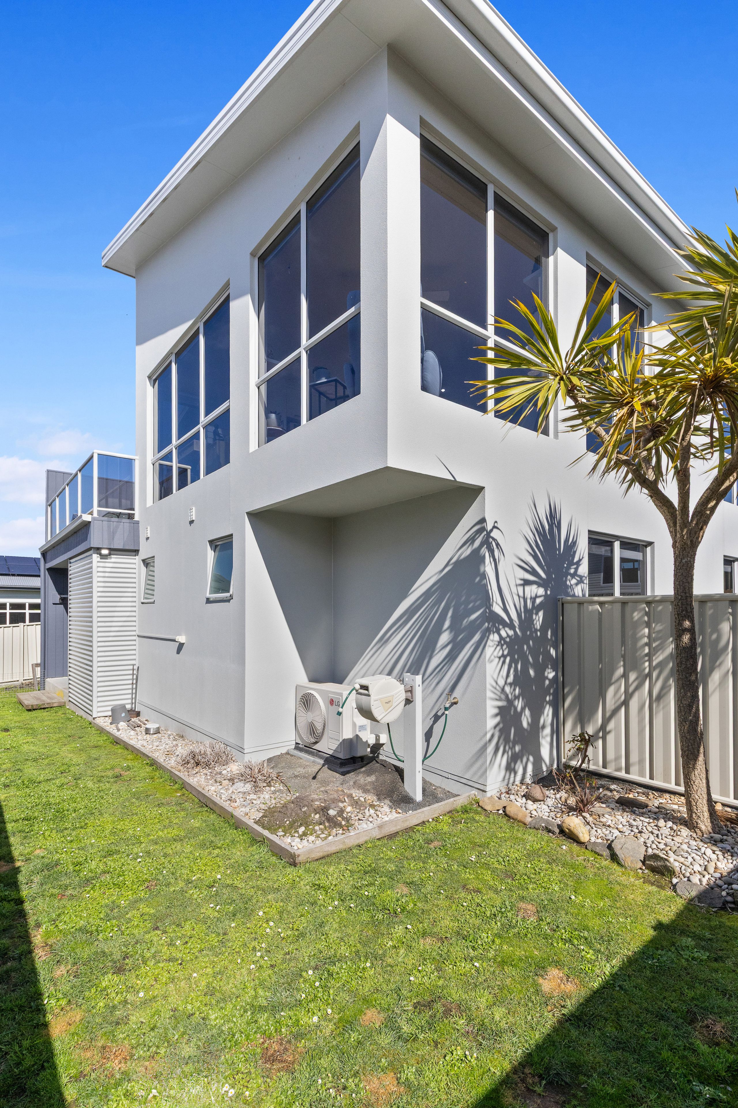 1/3 Arthur Street — photo 22 of 29
