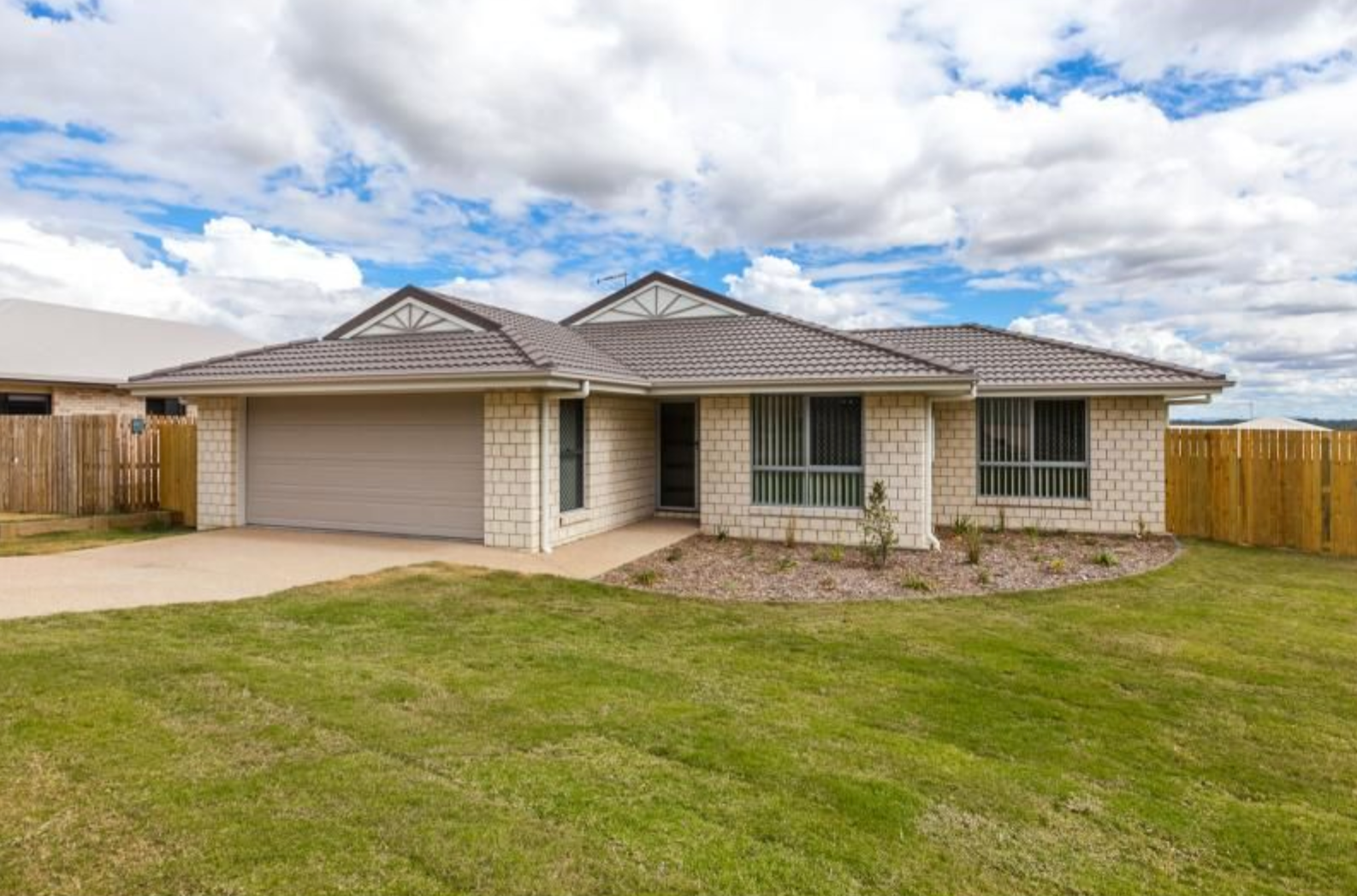 7 Jim Goldston Avenue, Norman Gardens, QLD 4701
