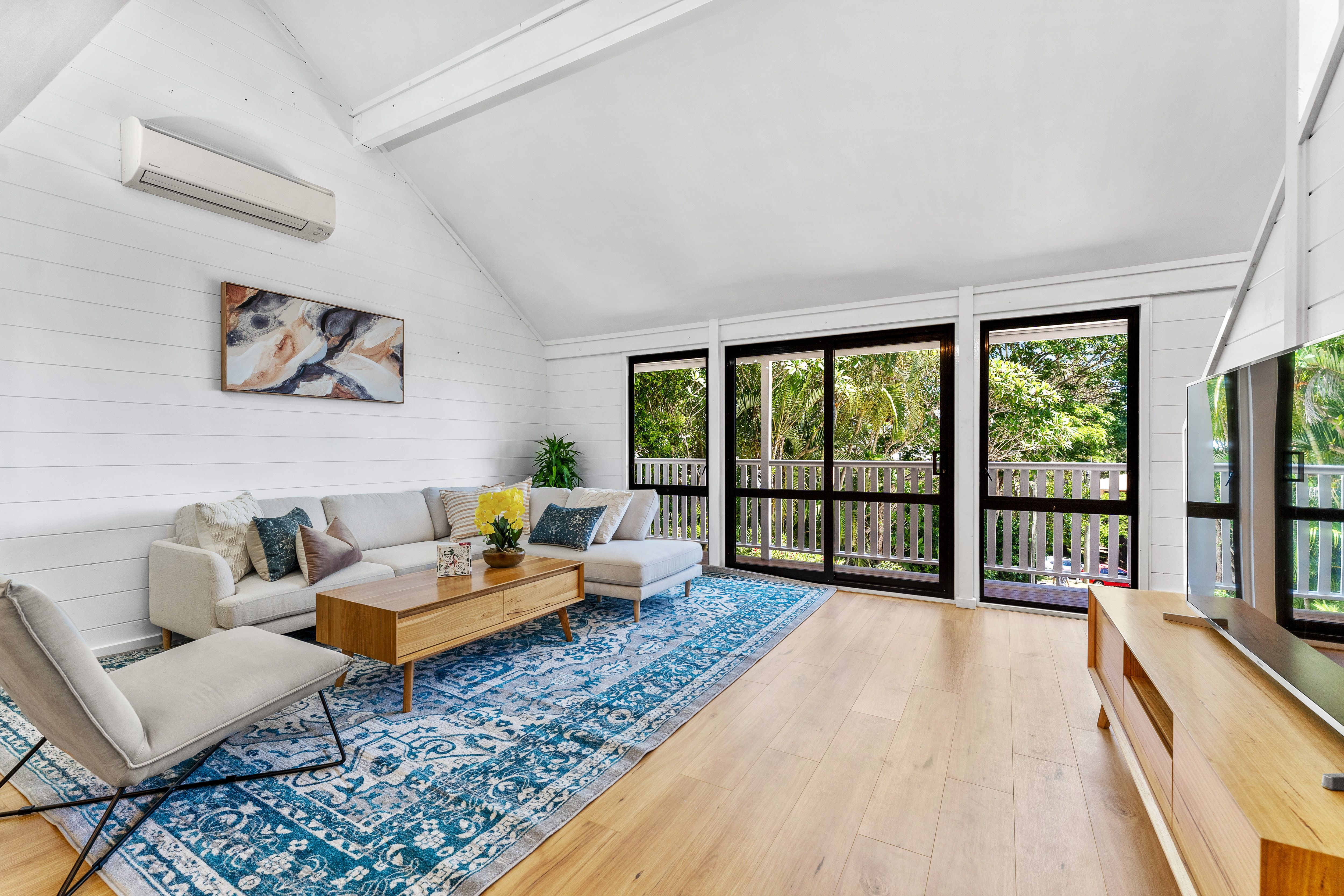 18 Seven Oaks Street, Taringa, QLD 4068