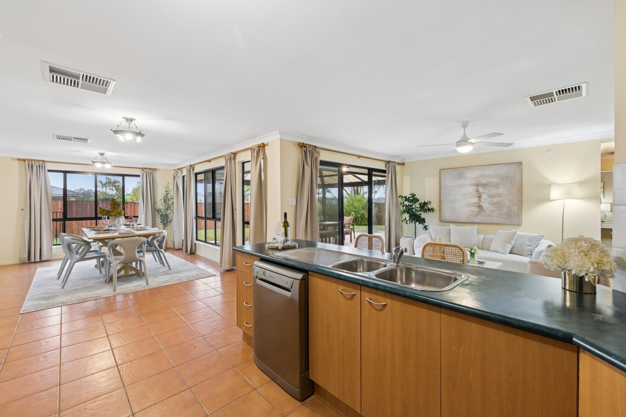 1 Glenlee Place — photo 5 of 22