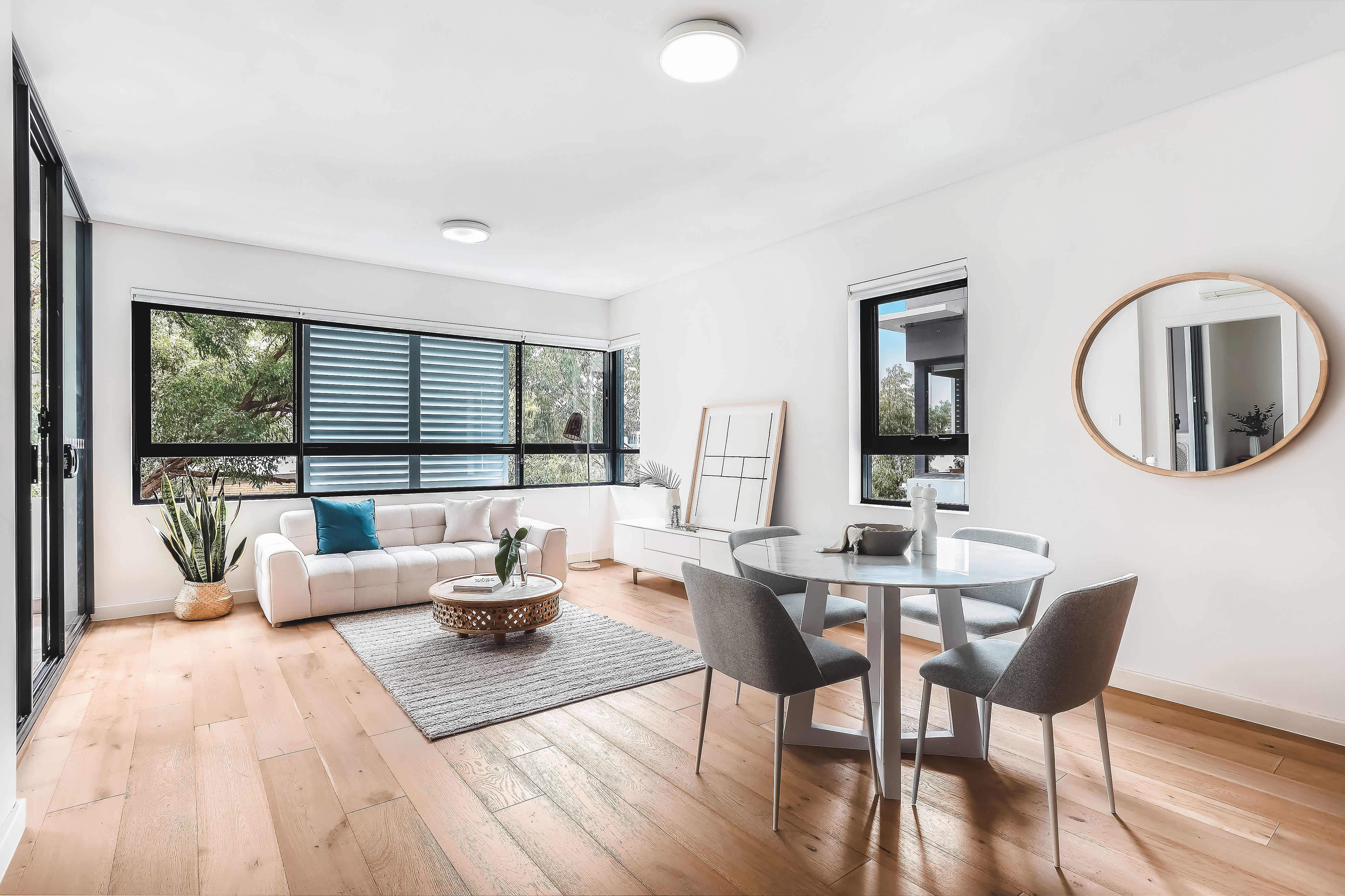 95 Dalmeny Avenue, Rosebery NSW 2018