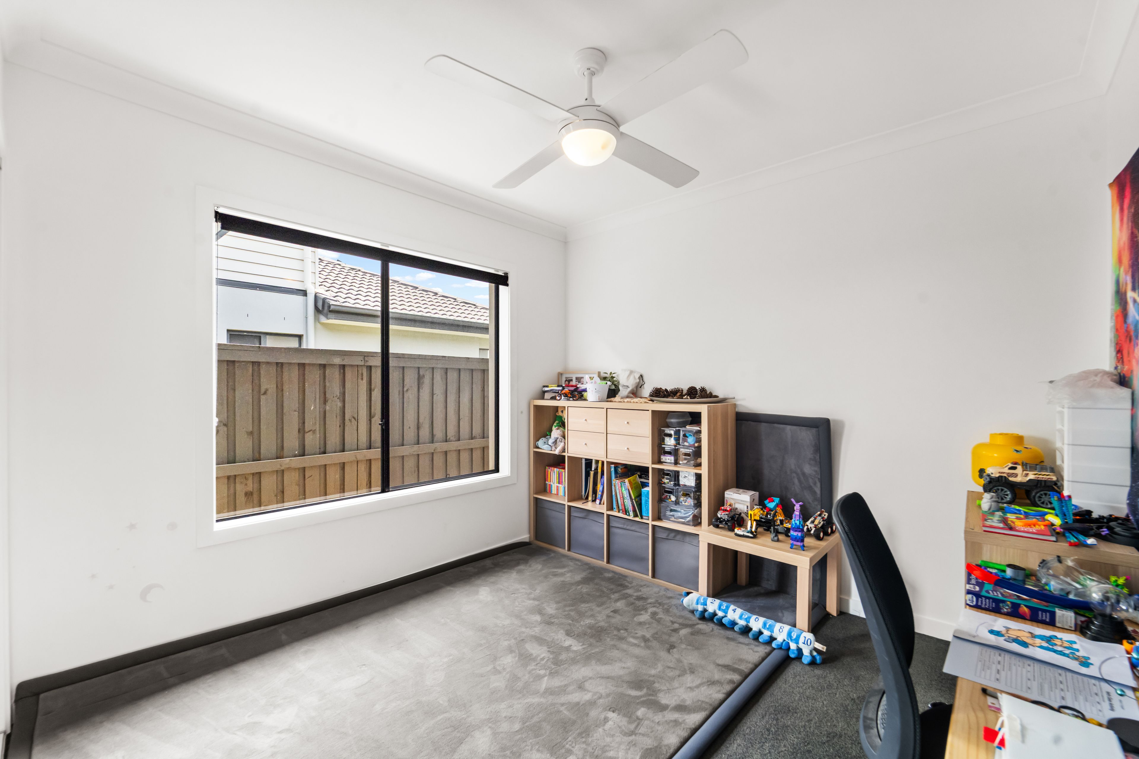 27 Pinnibar Street — photo 10 of 17