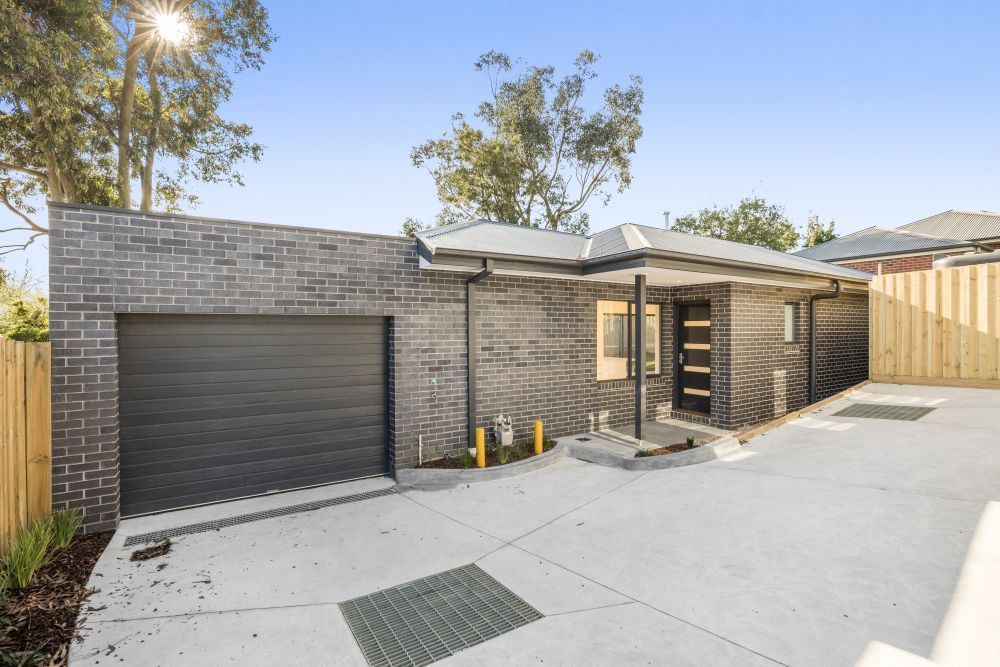 47 Faraday Road, Croydon South VIC 3136