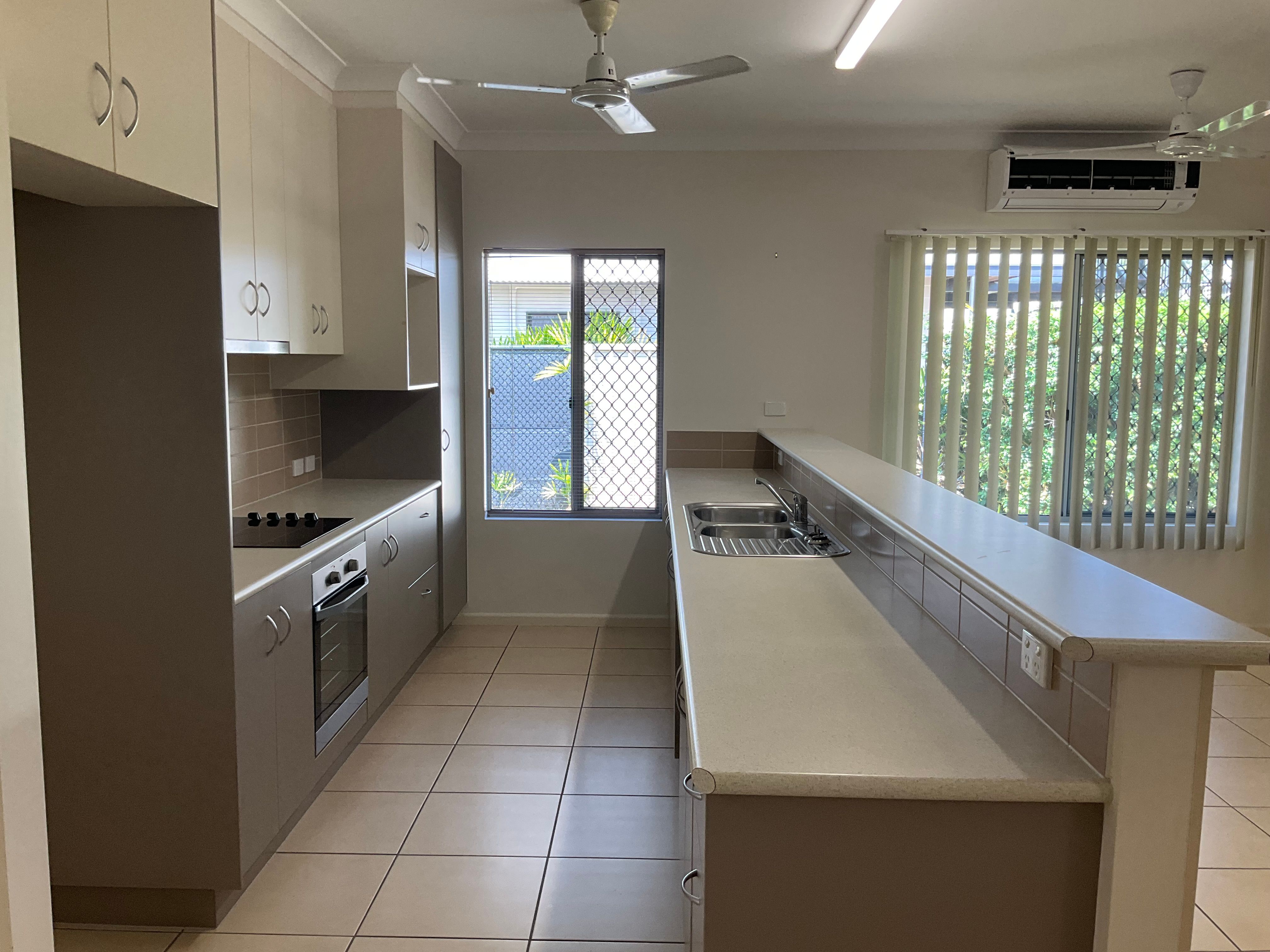 DHA Mid Lease Sale - Secure Investment till 2028 and further! — photo 6 of 14