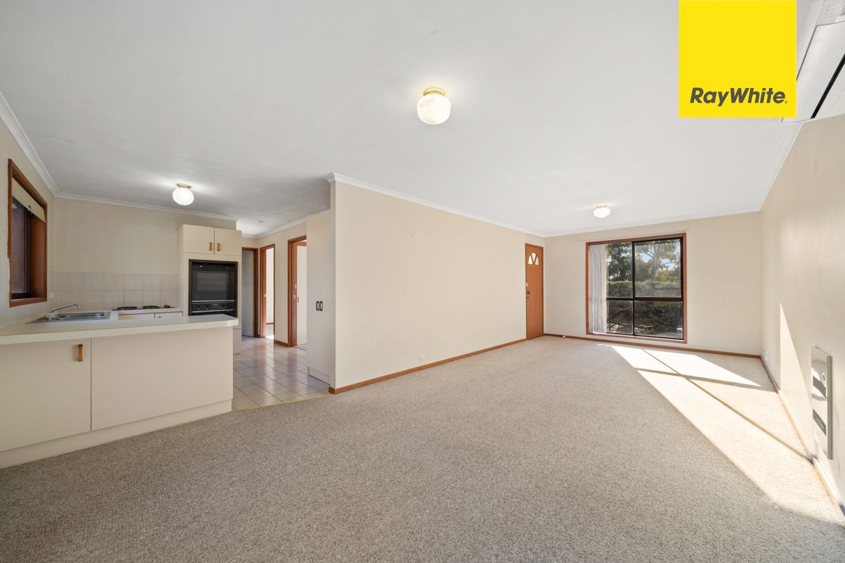 5A Noarlunga Crescent — photo 3 of 15