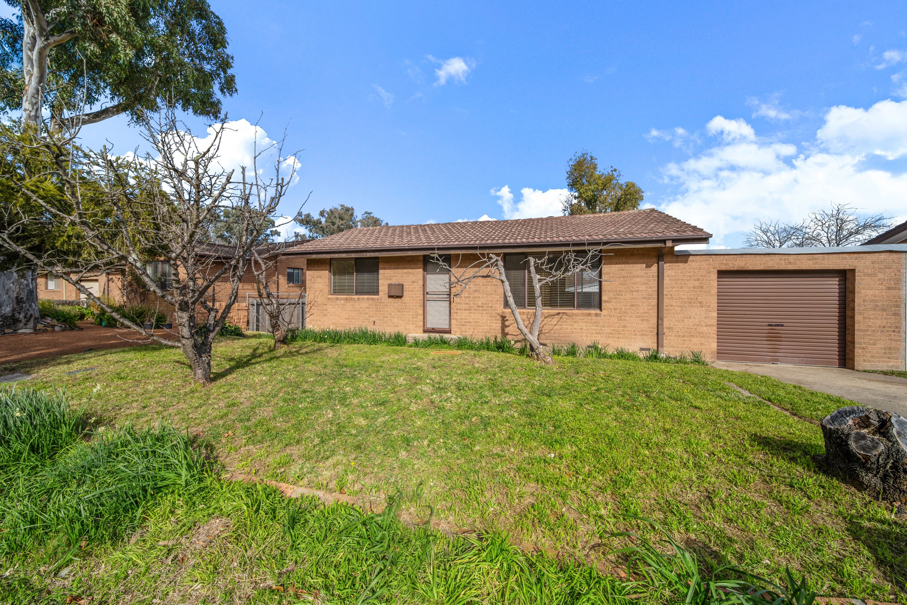 10 Schaffer Place, Charnwood, ACT 2615