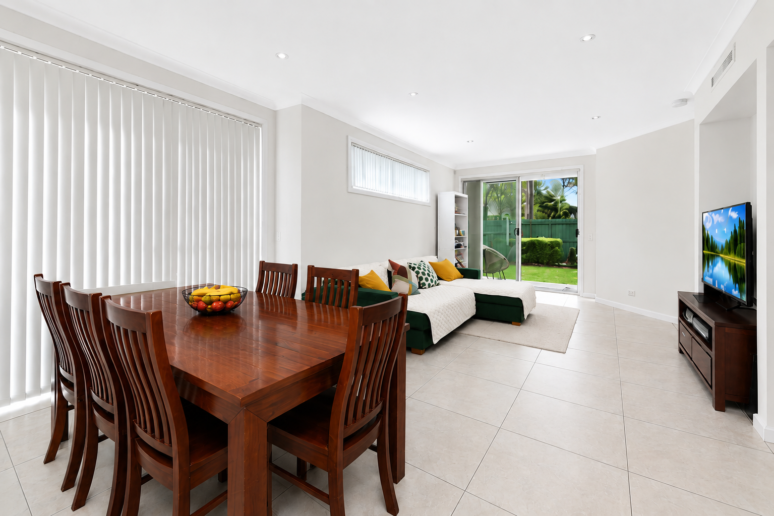 2/54B Binalong Road — photo 2 of 12