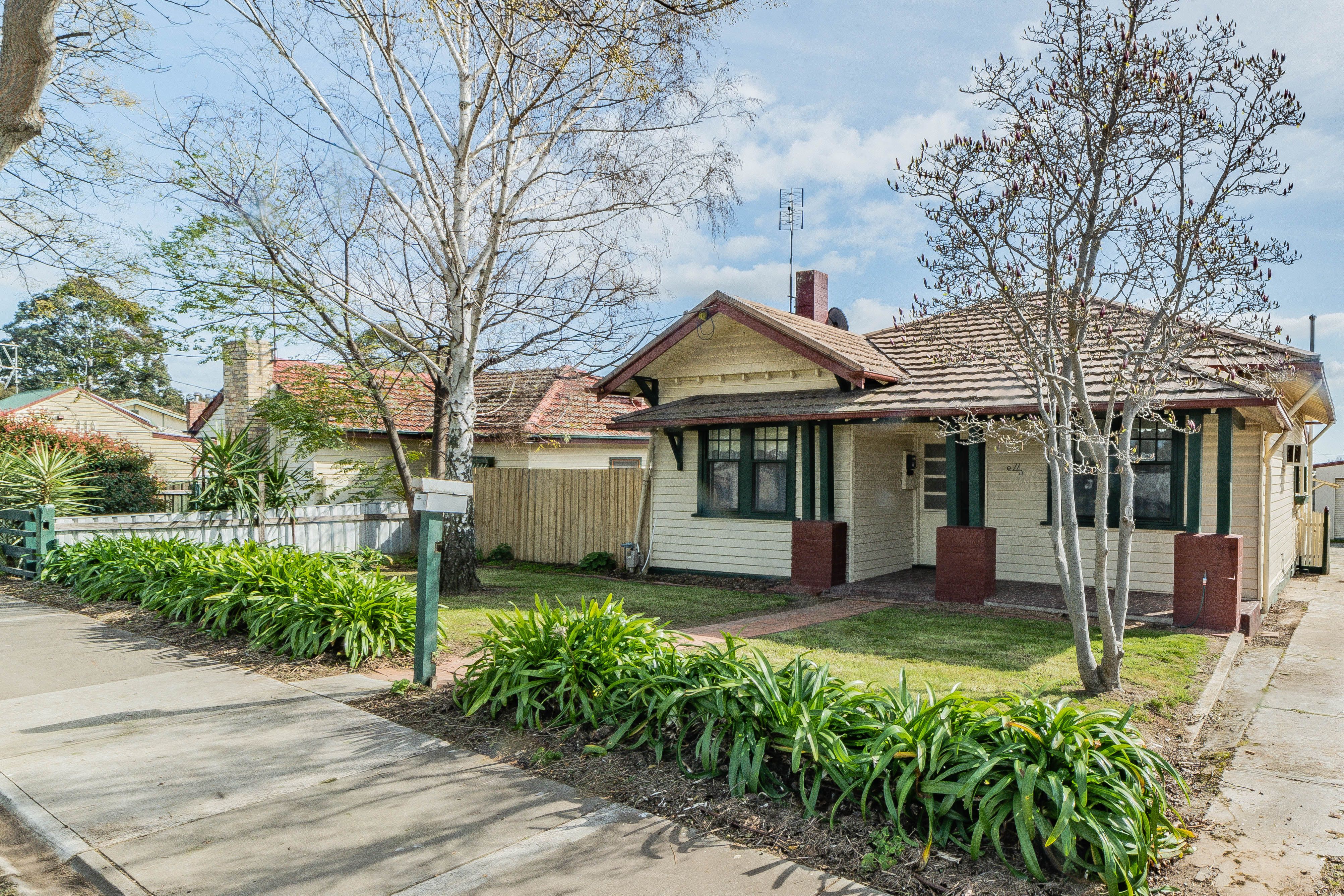 11 Carolin Street, Flora Hill, VIC 3550