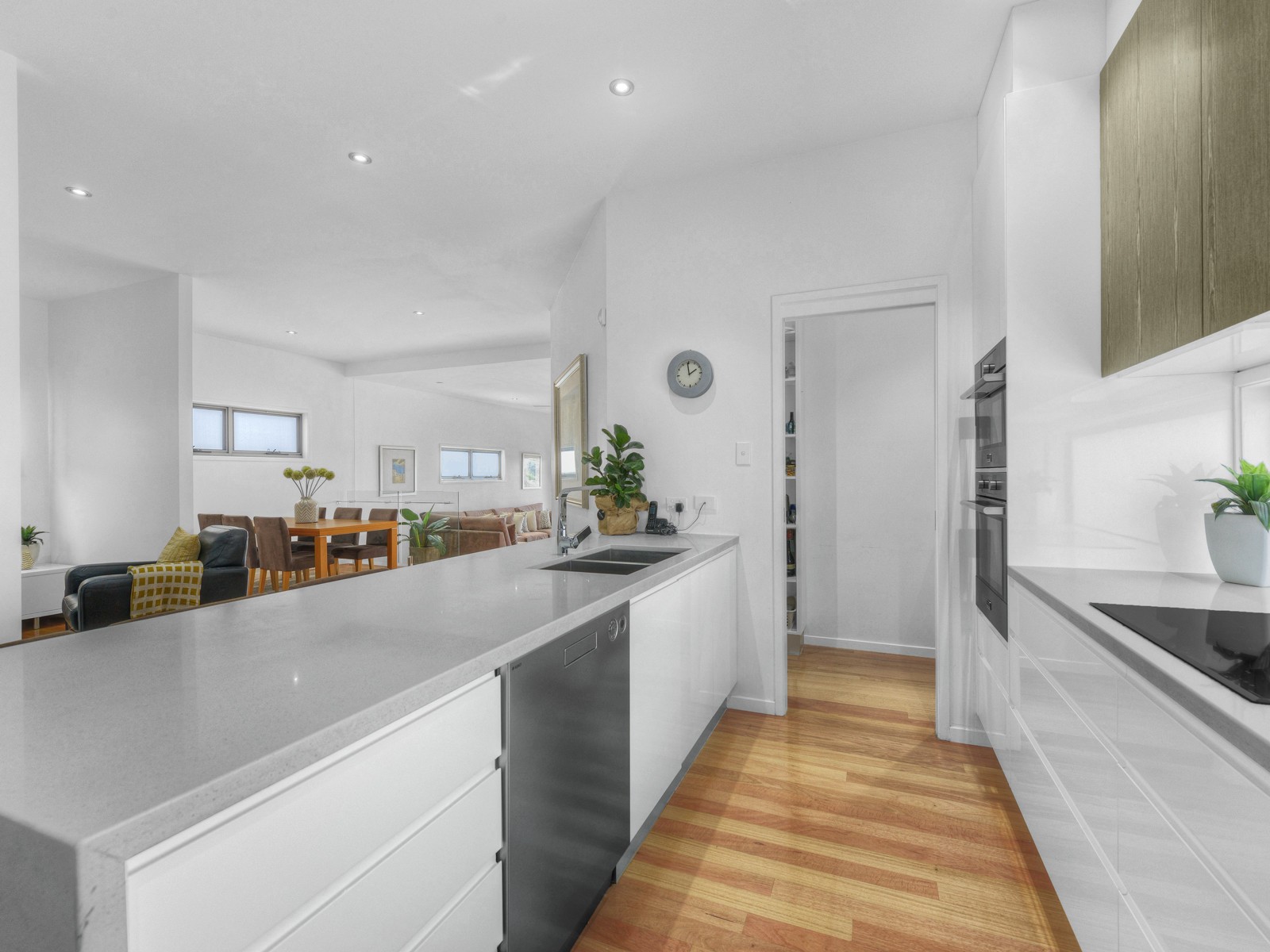 29 Ferguson Road, Wavell Heights, QLD 4012