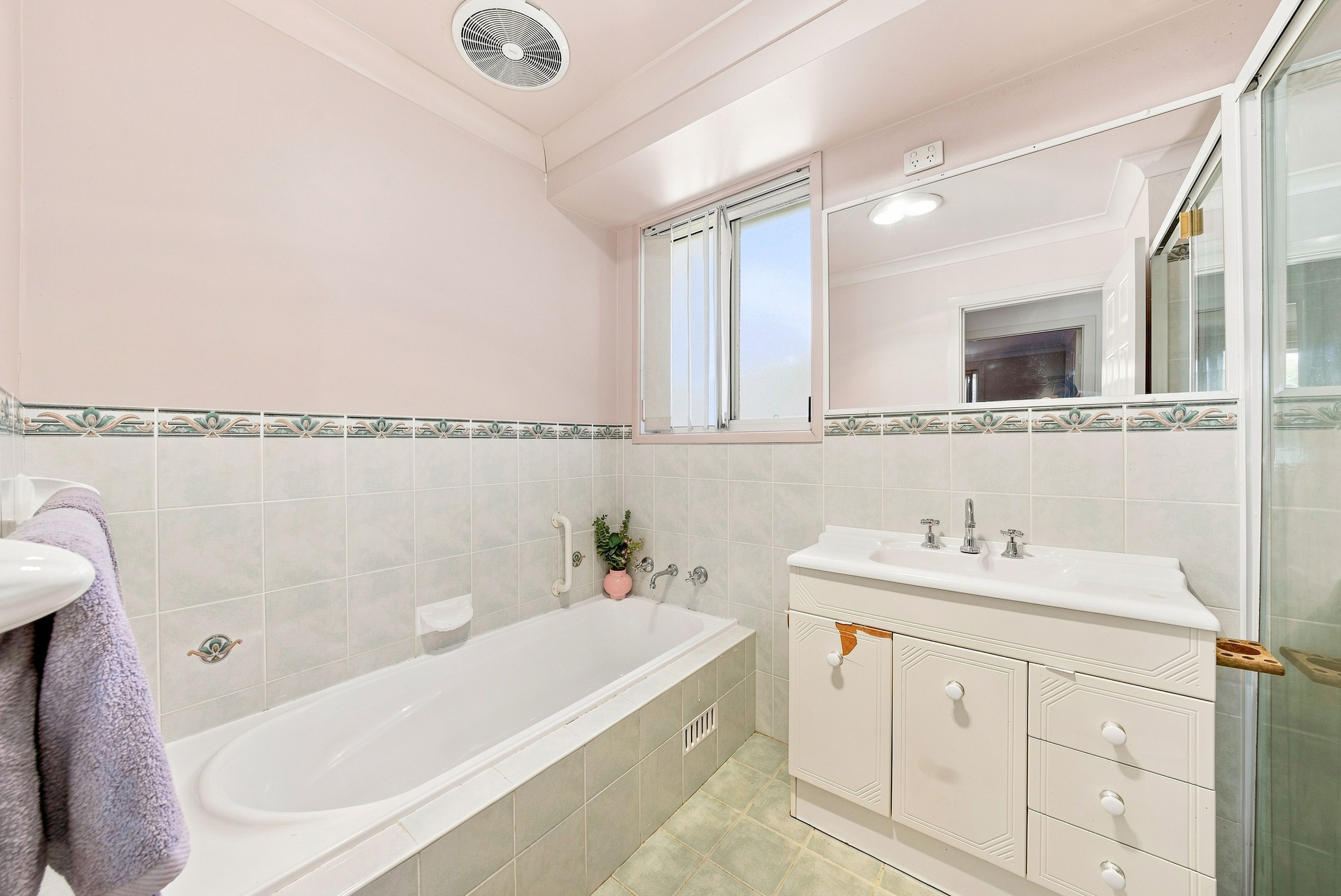 15 Mawarra Street — photo 9 of 15