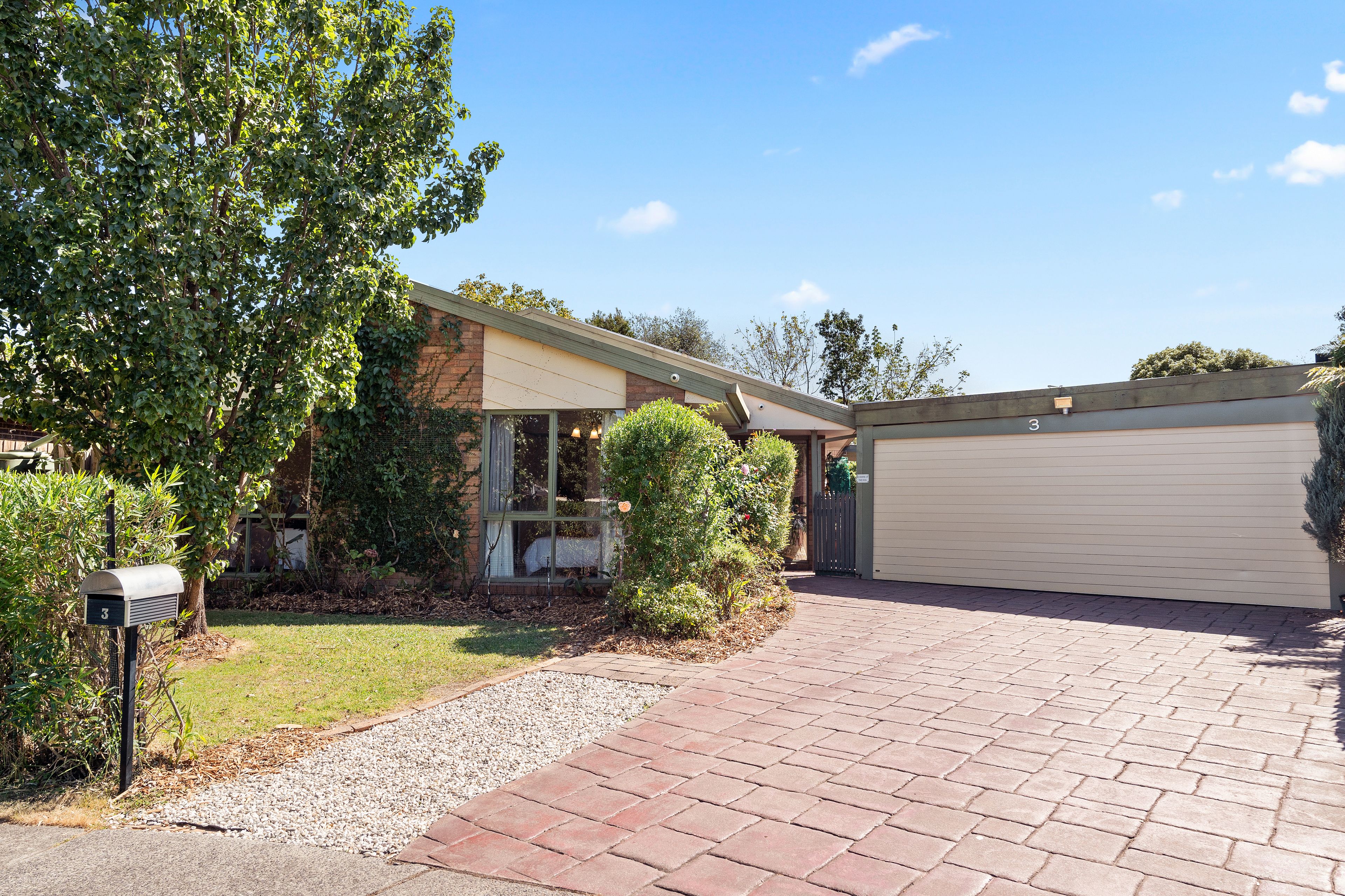 3 Woodlea Place, Ferntree Gully, VIC 3156 Sold House Ray White
