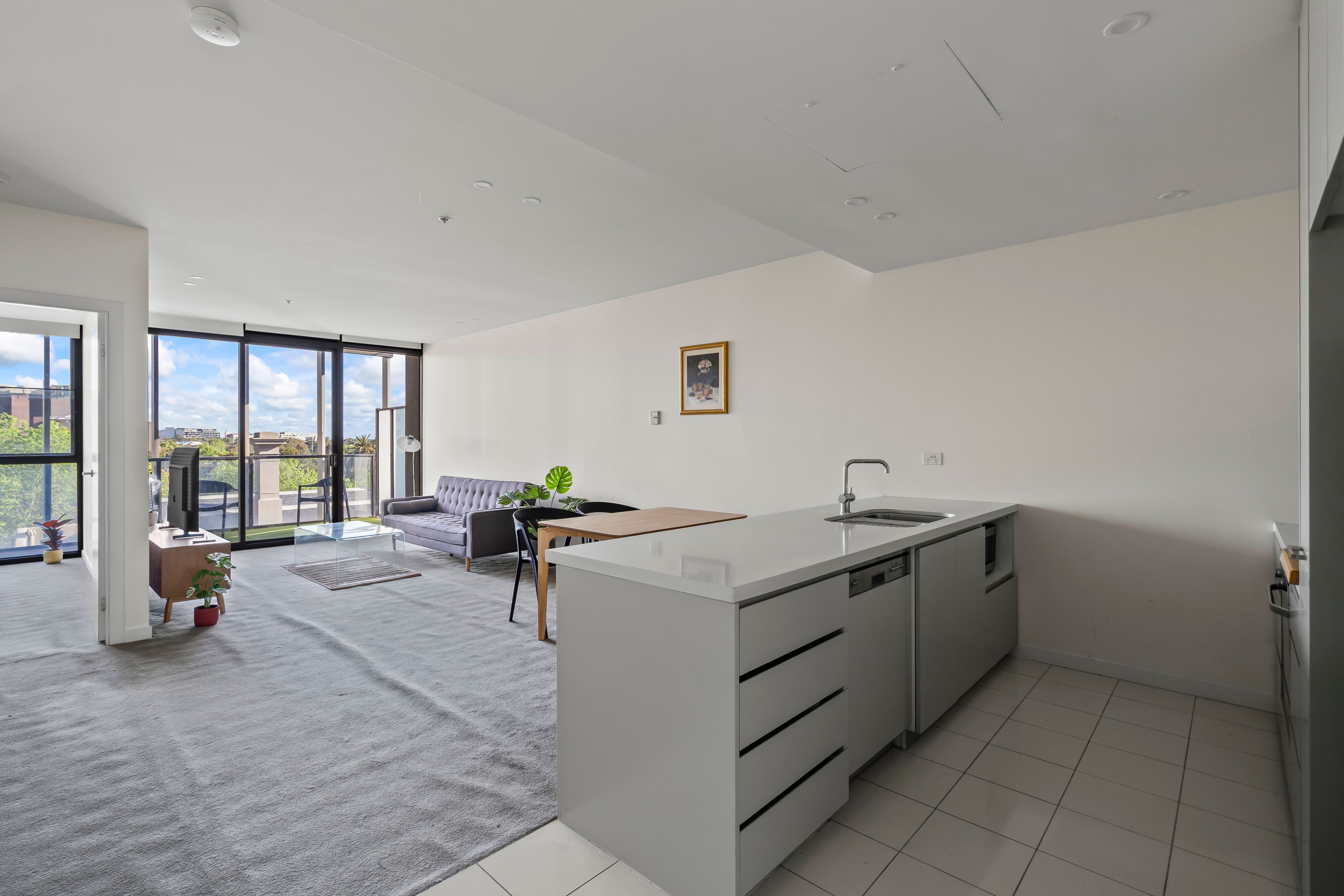 411/55 Queens Road — photo 13 of 19