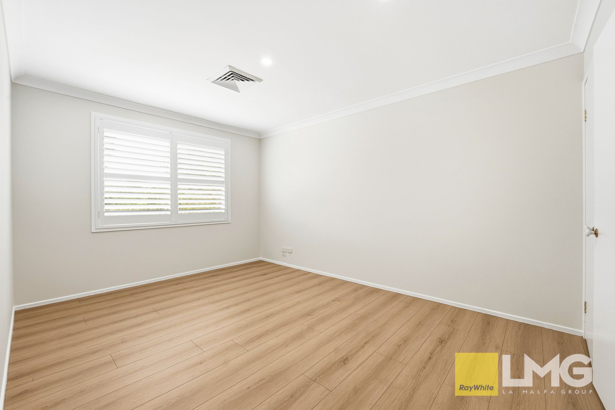 51 Woodburn Road — photo 15 of 30