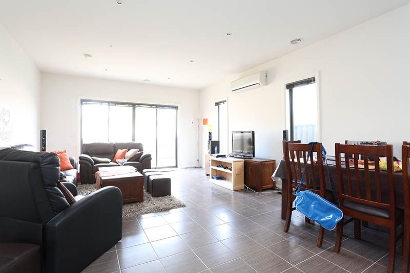 3/10 Albert Road, Sydenham, VIC 3037