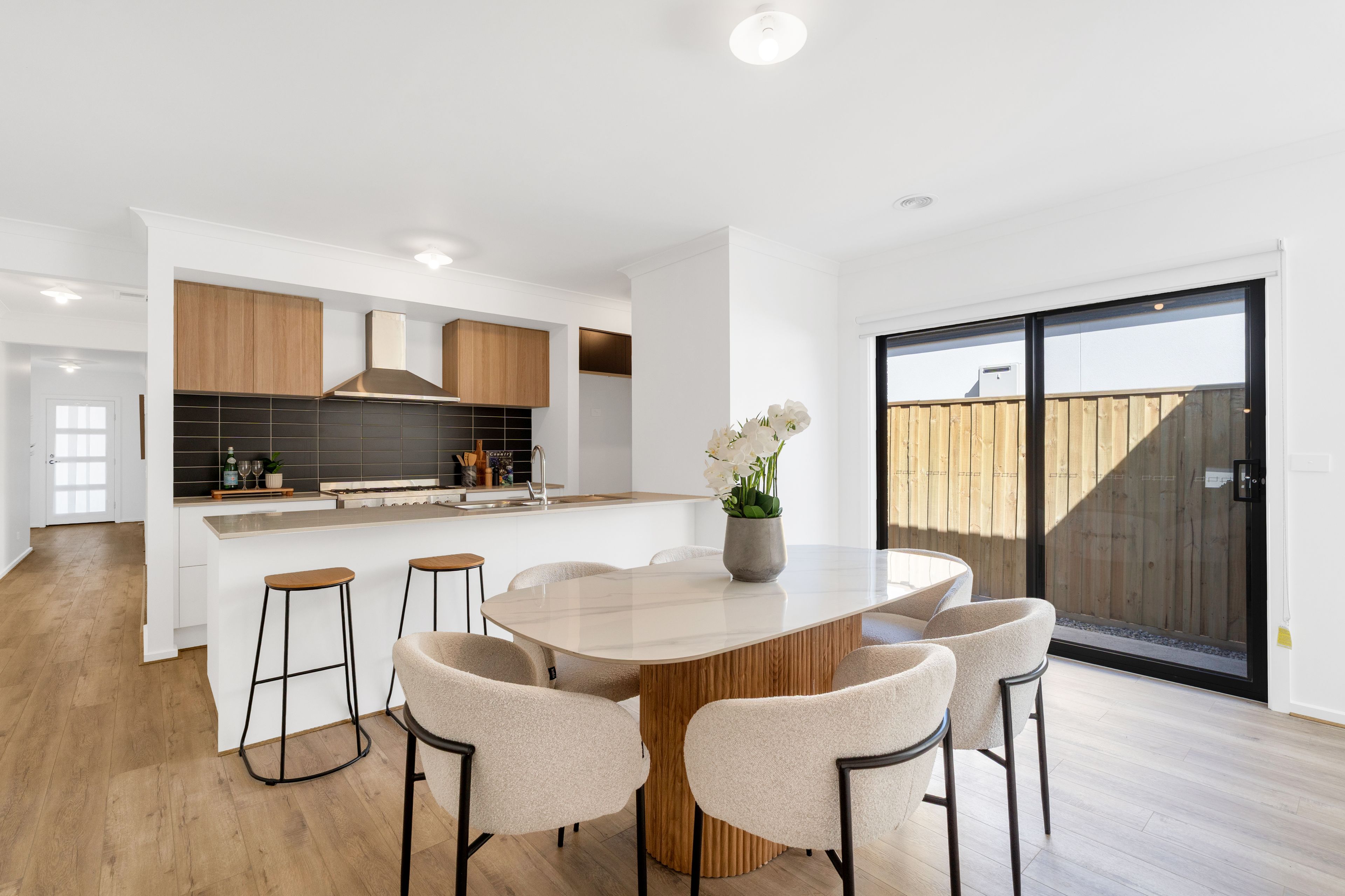 21 Lennox Street — photo 12 of 20