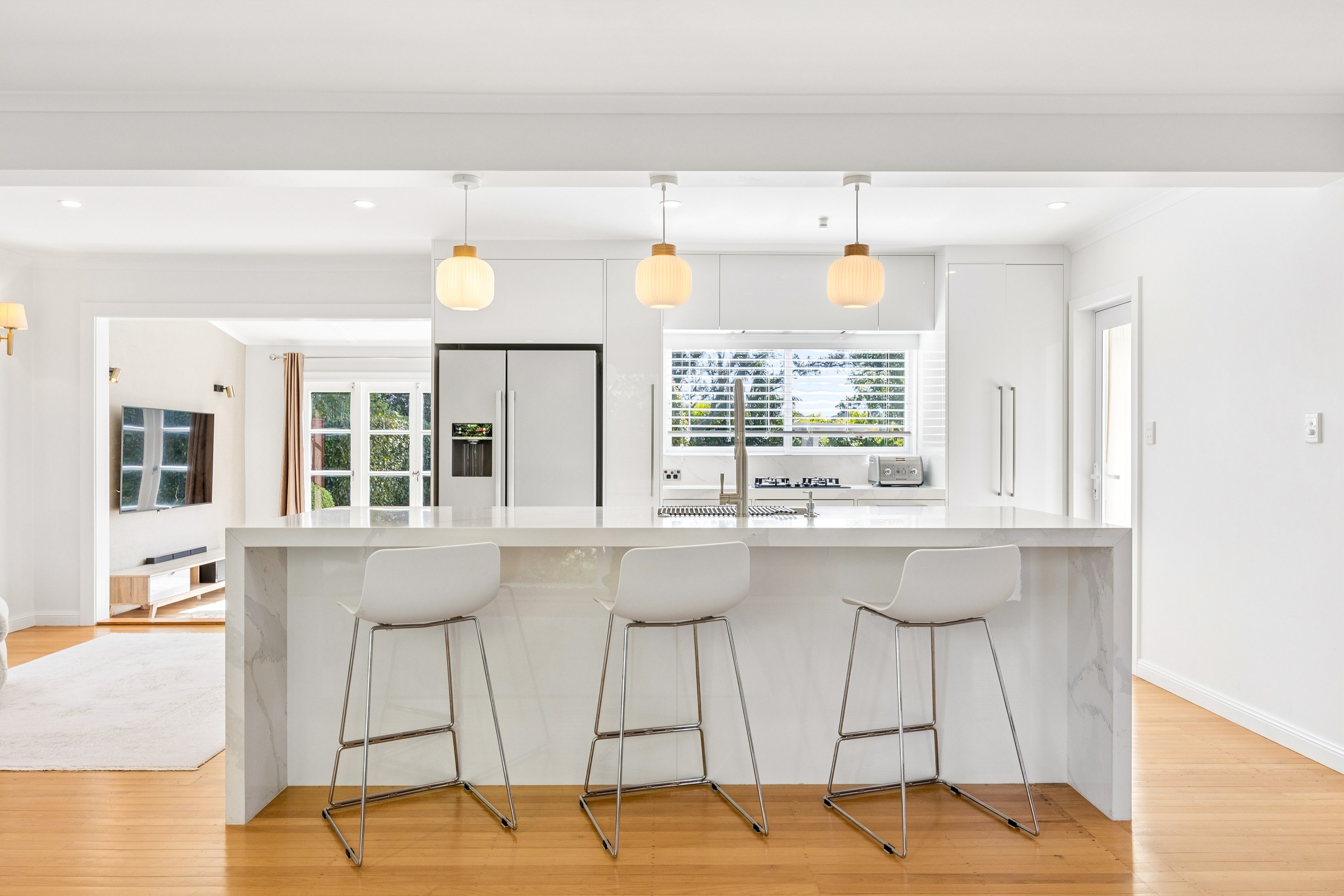61 Cliff View Drive, Green Bay, Waitakere City