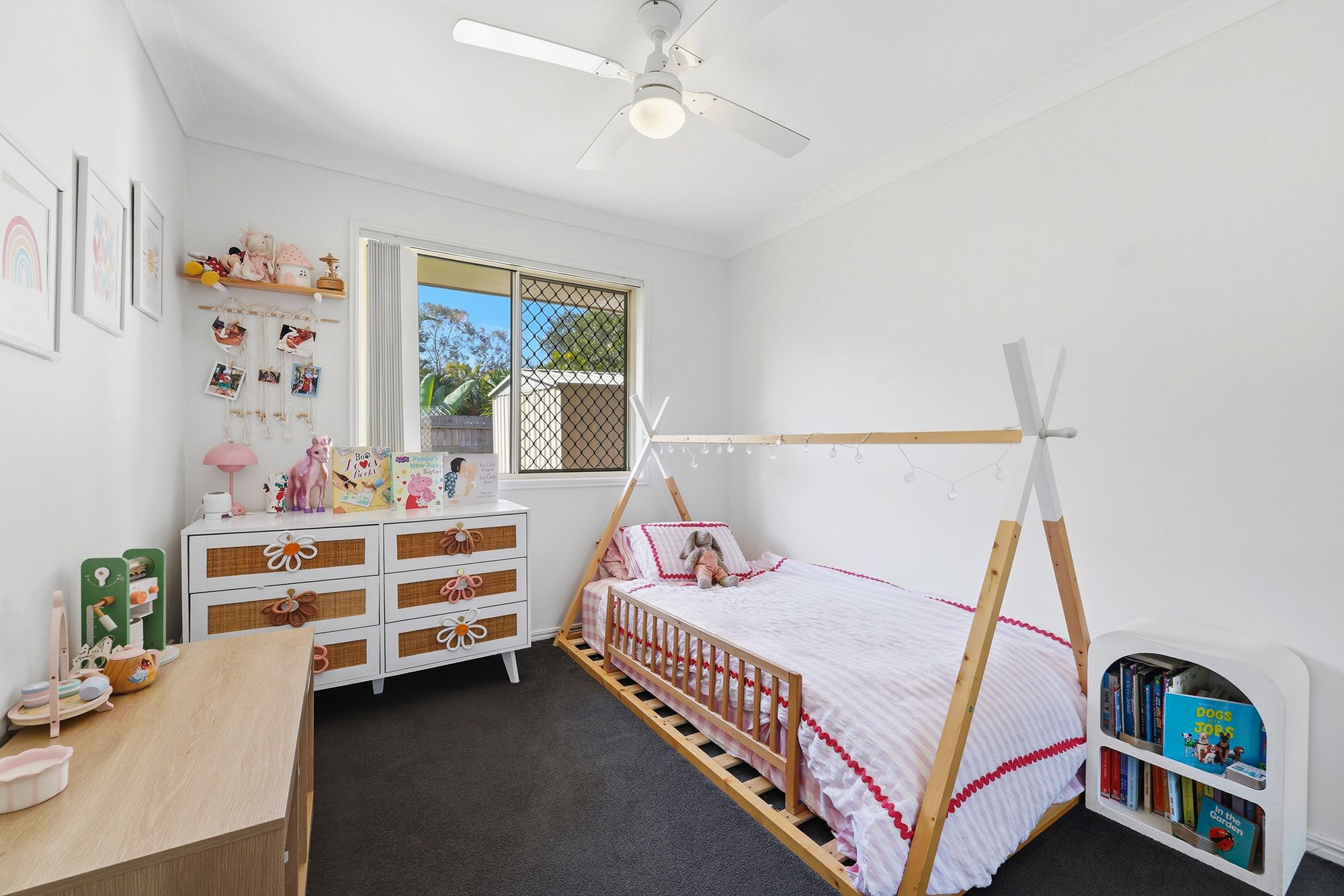 20/1 Bridgman Drive — photo 16 of 23