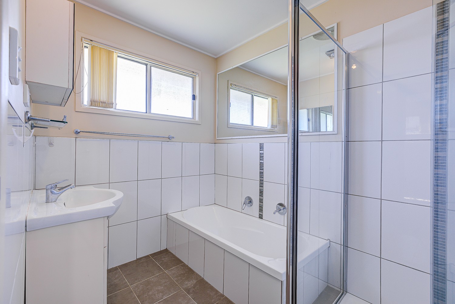 48 St Johns Way, Boronia Heights, QLD 4124
