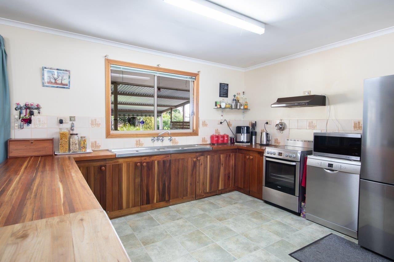 4 Wattle Street — photo 8 of 16