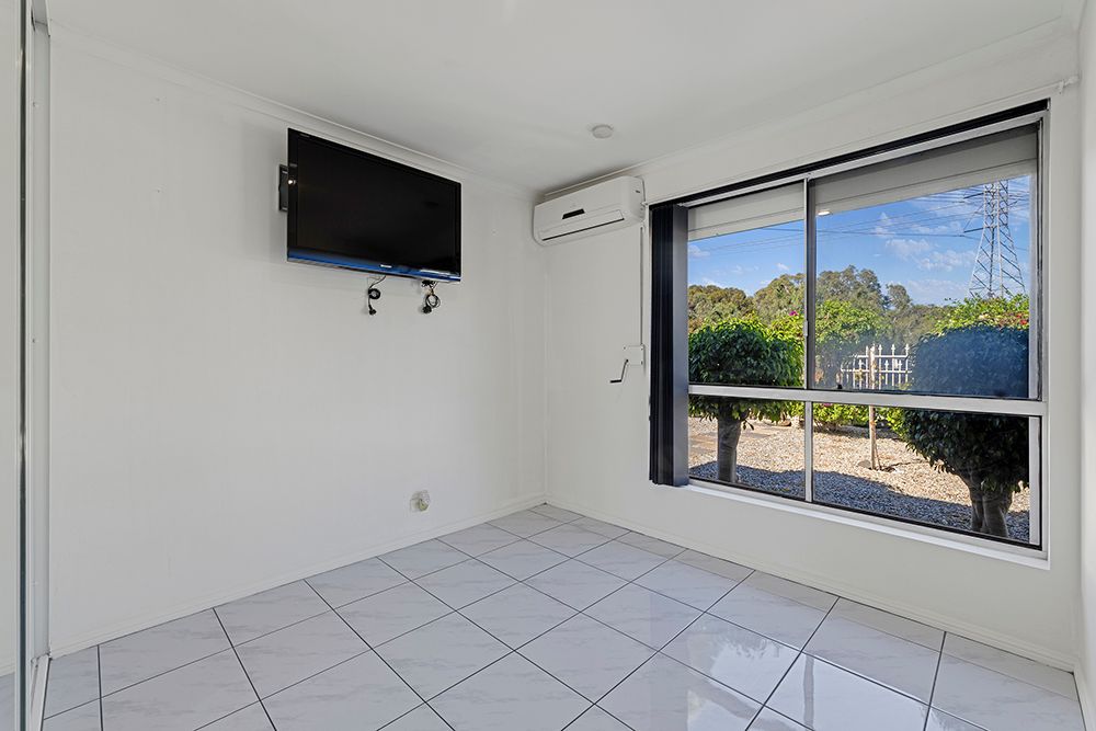 193 Shepherdson Road — photo 10 of 17
