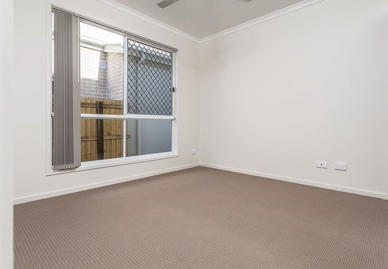 1/10 Capuchin Close, Dakabin, QLD 4503
