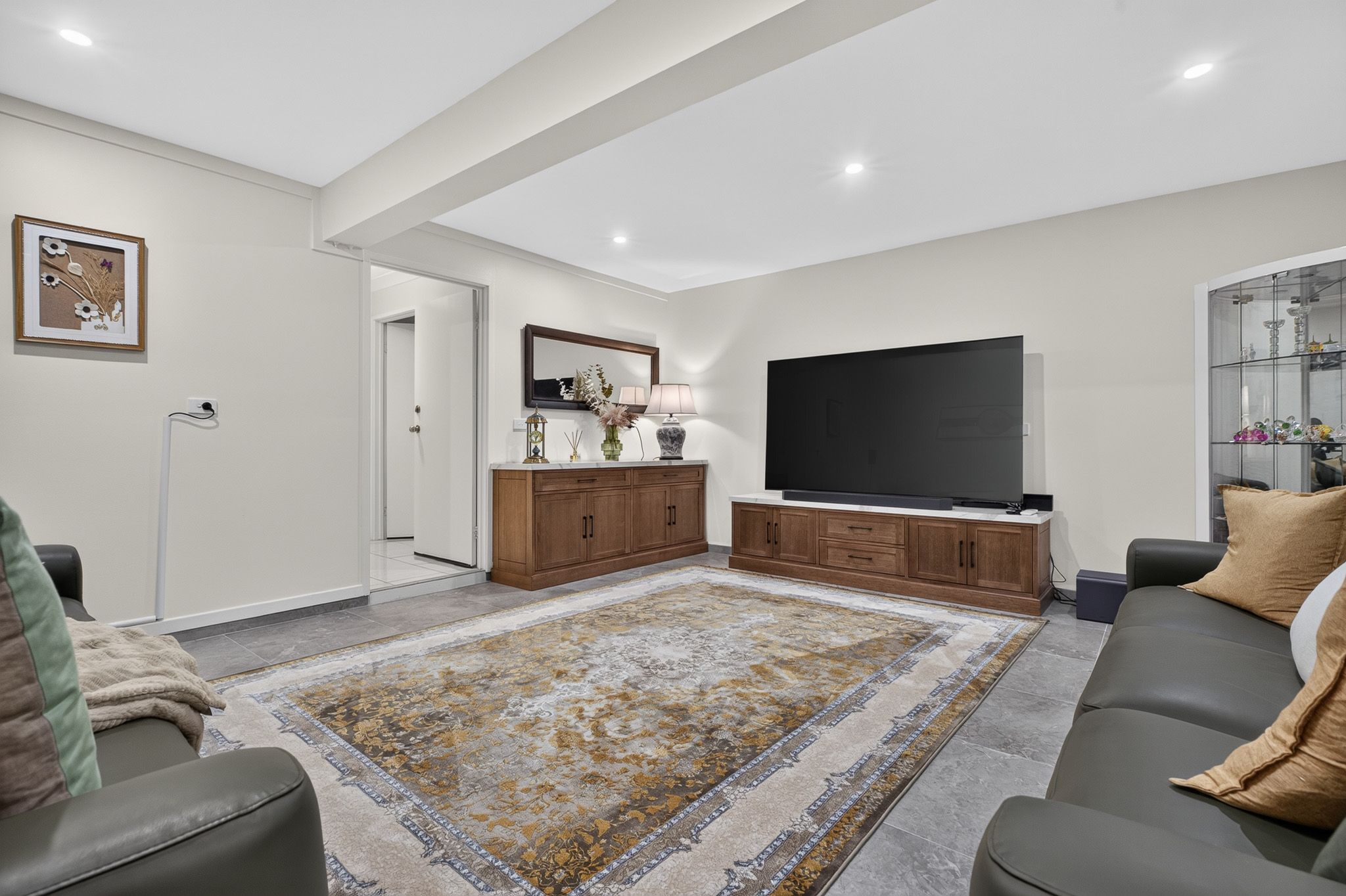 11 Cullen Place — photo 14 of 30