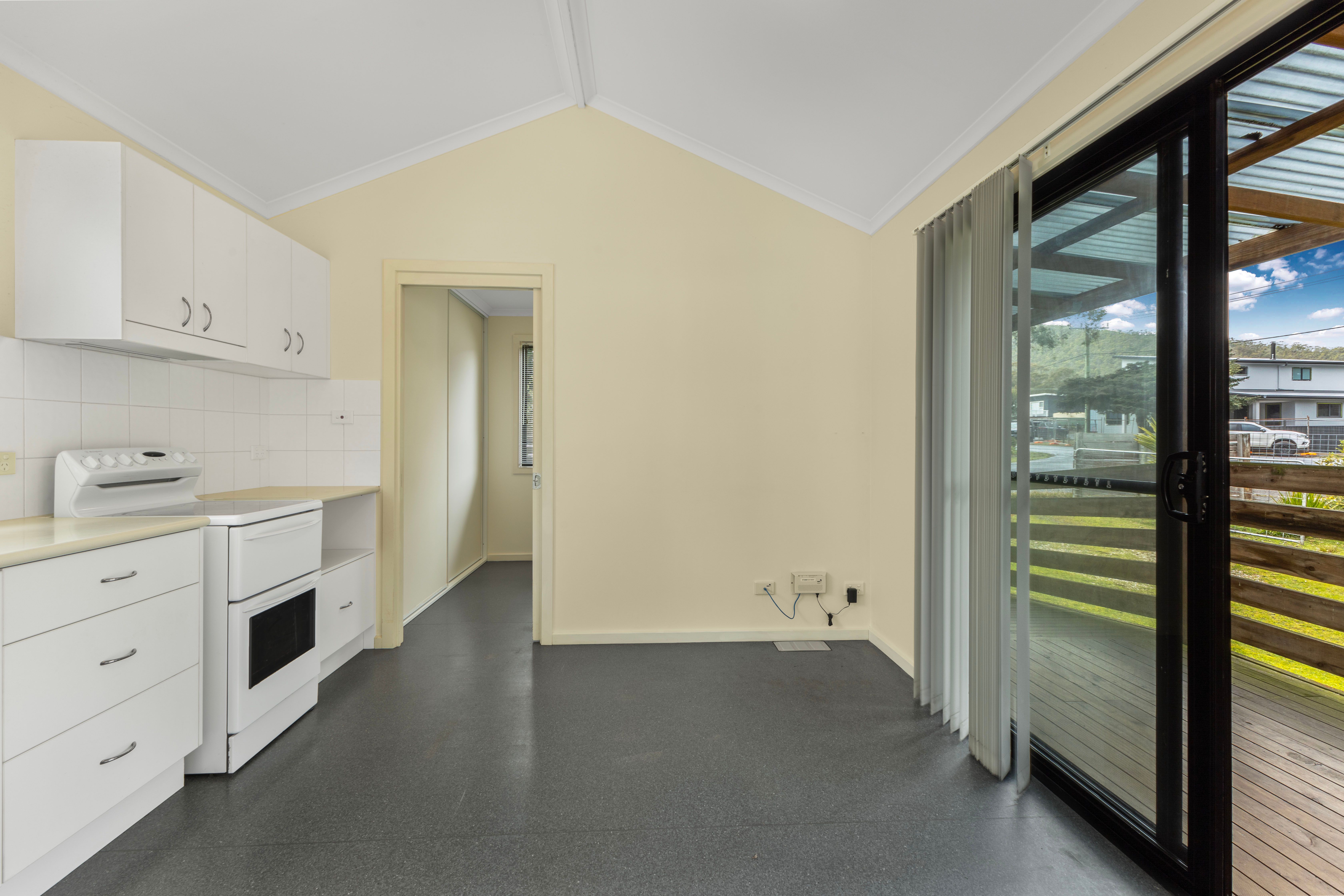 30 Elfrida Avenue — photo 18 of 24